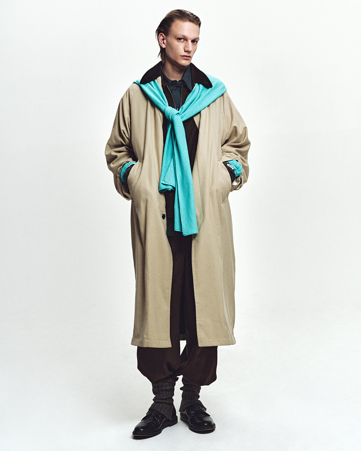 7G HOODED STOLE - BLACK