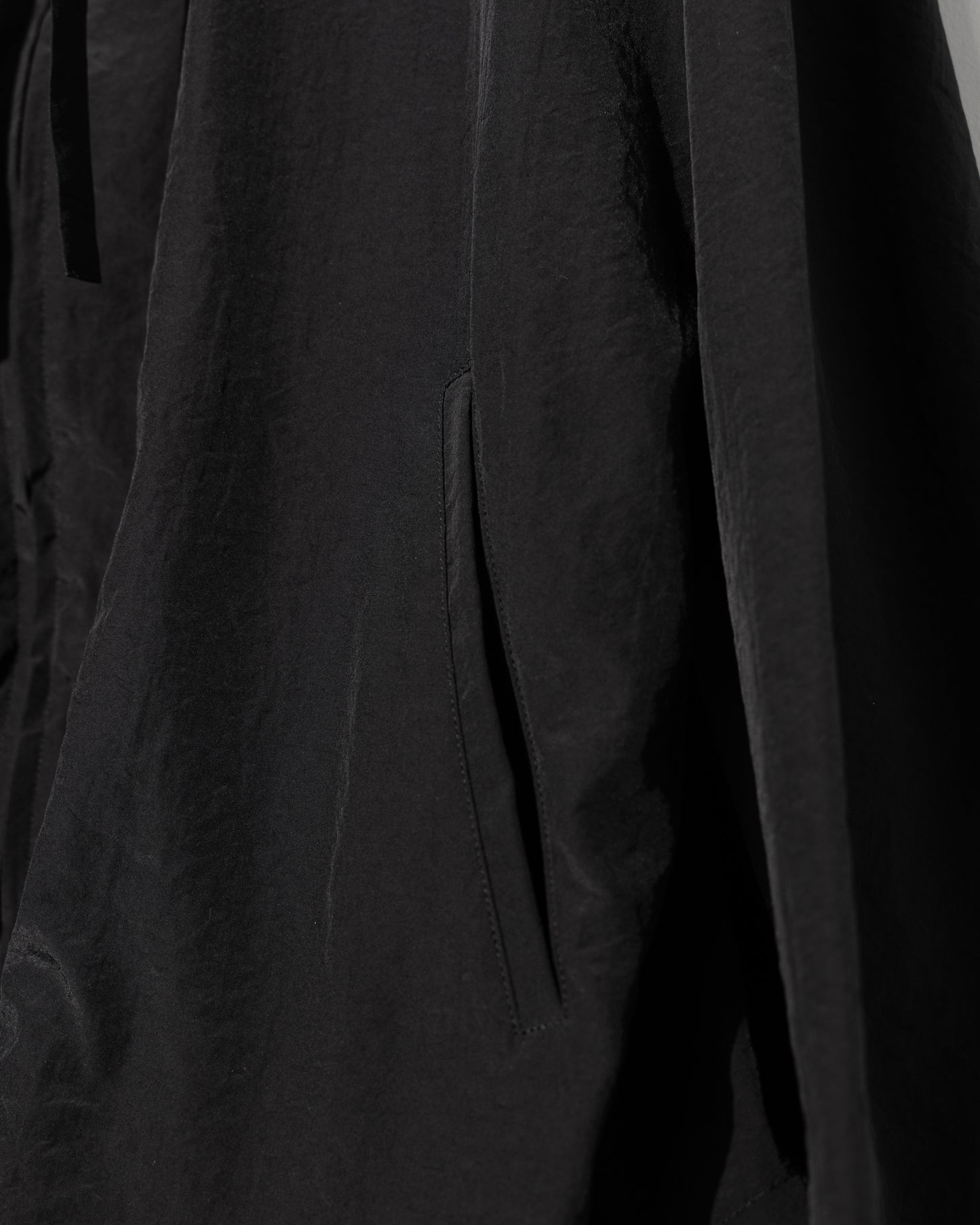 SALT SHRINK CUPRO SNOW PARKA - BLACK