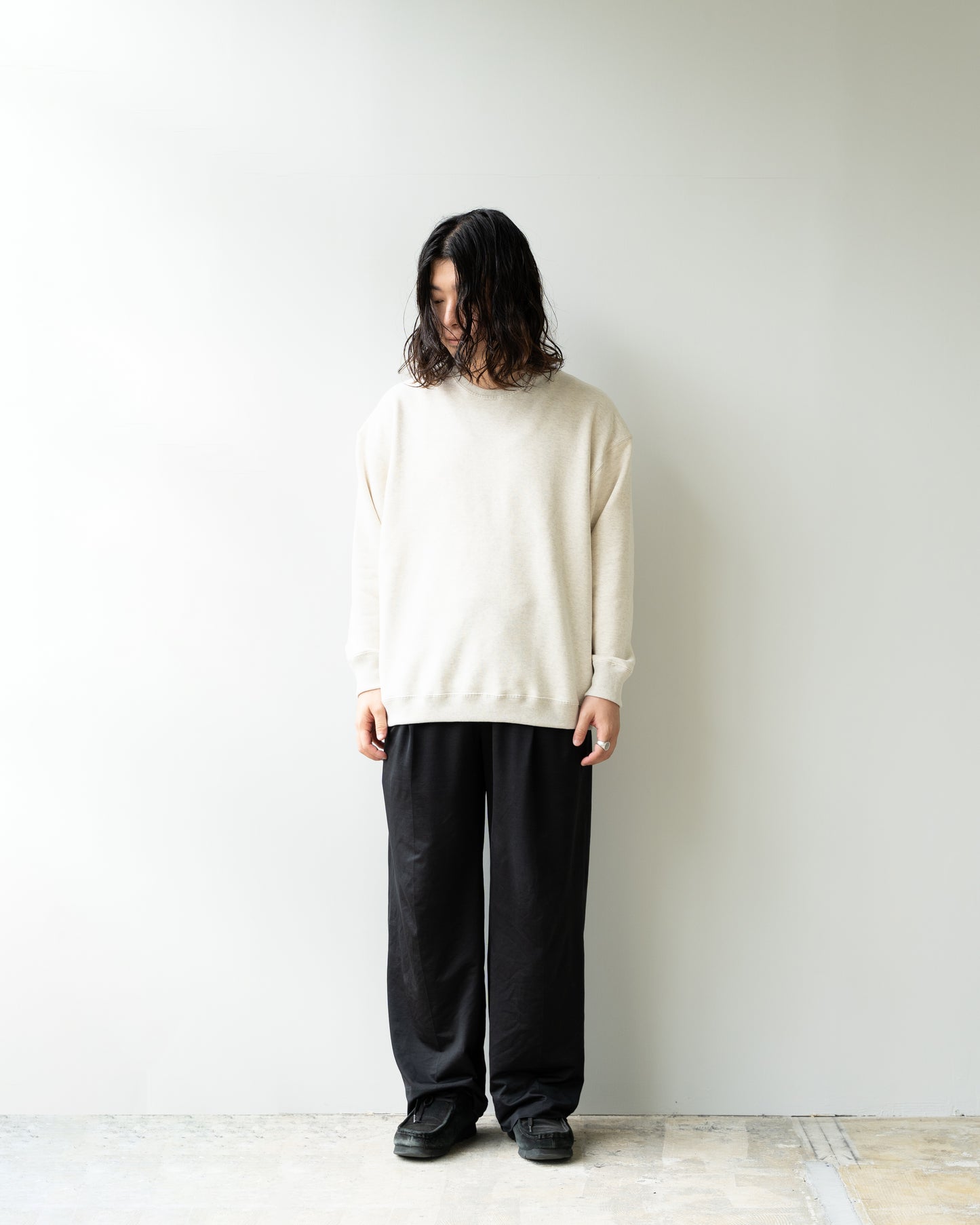 CREW NECK SWEAT - OFF WHITE