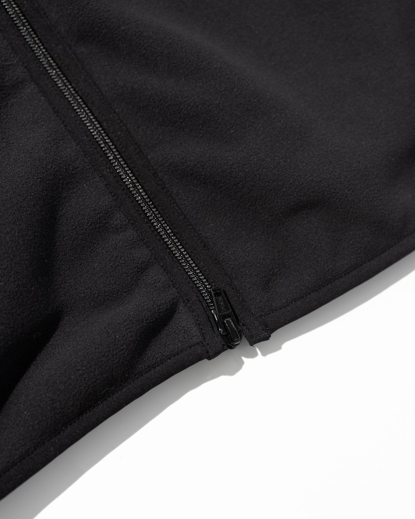 WIND ZONE FLEECE VEST - BLACK