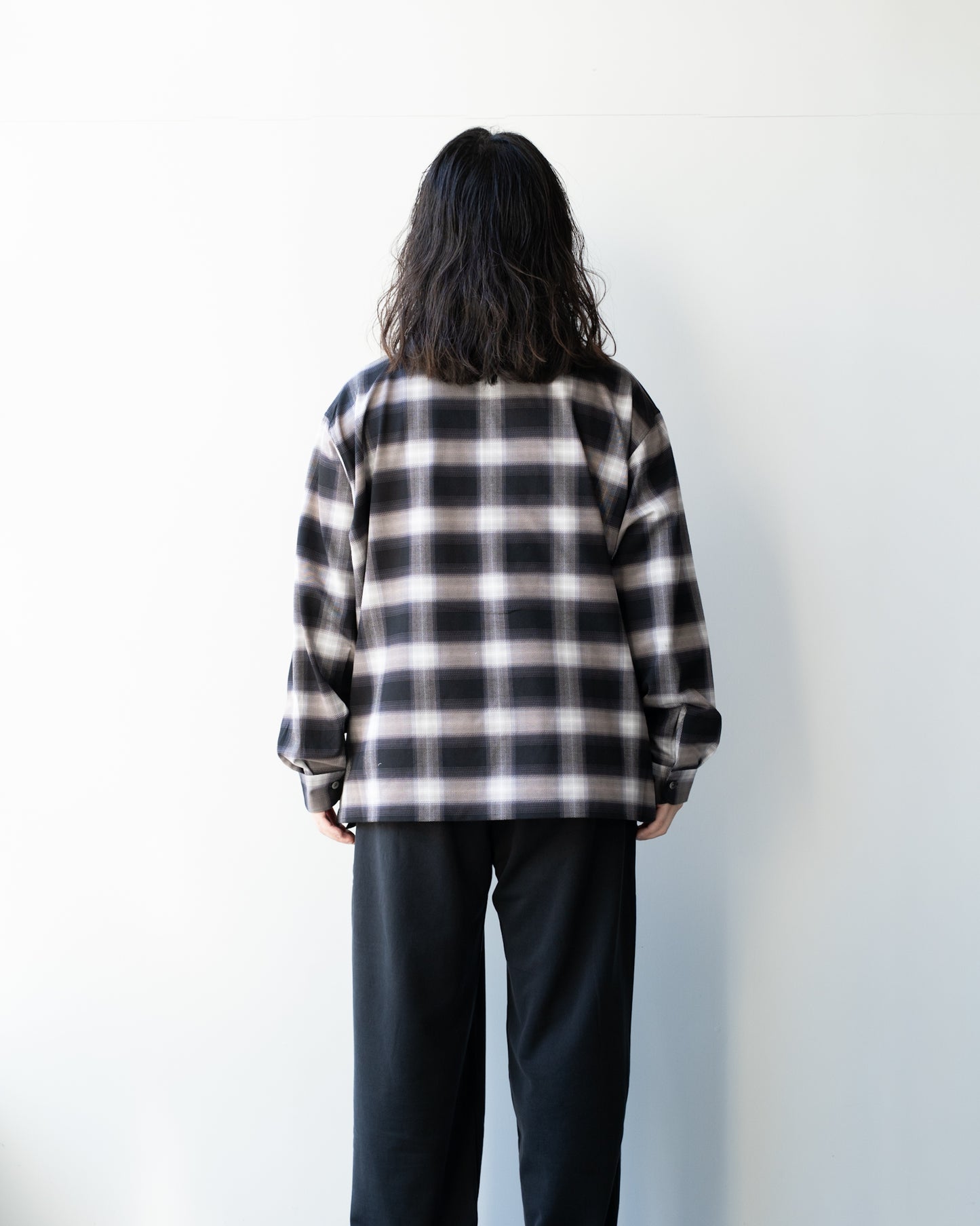 28G OMBRE CHECK BALISE SHIRT - BLACK WHITE