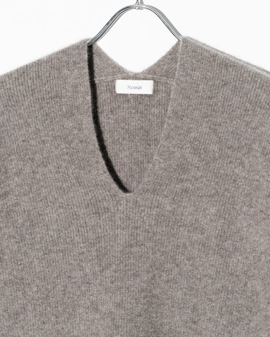 YAK V-SWEATER - GREY