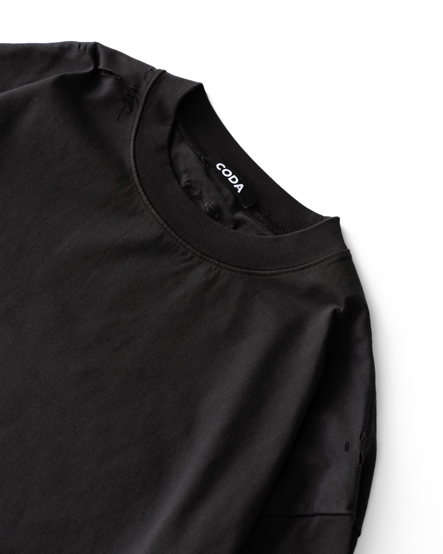 AGING DOUBLE LAYERED DISTROYED TEE - BLACK
