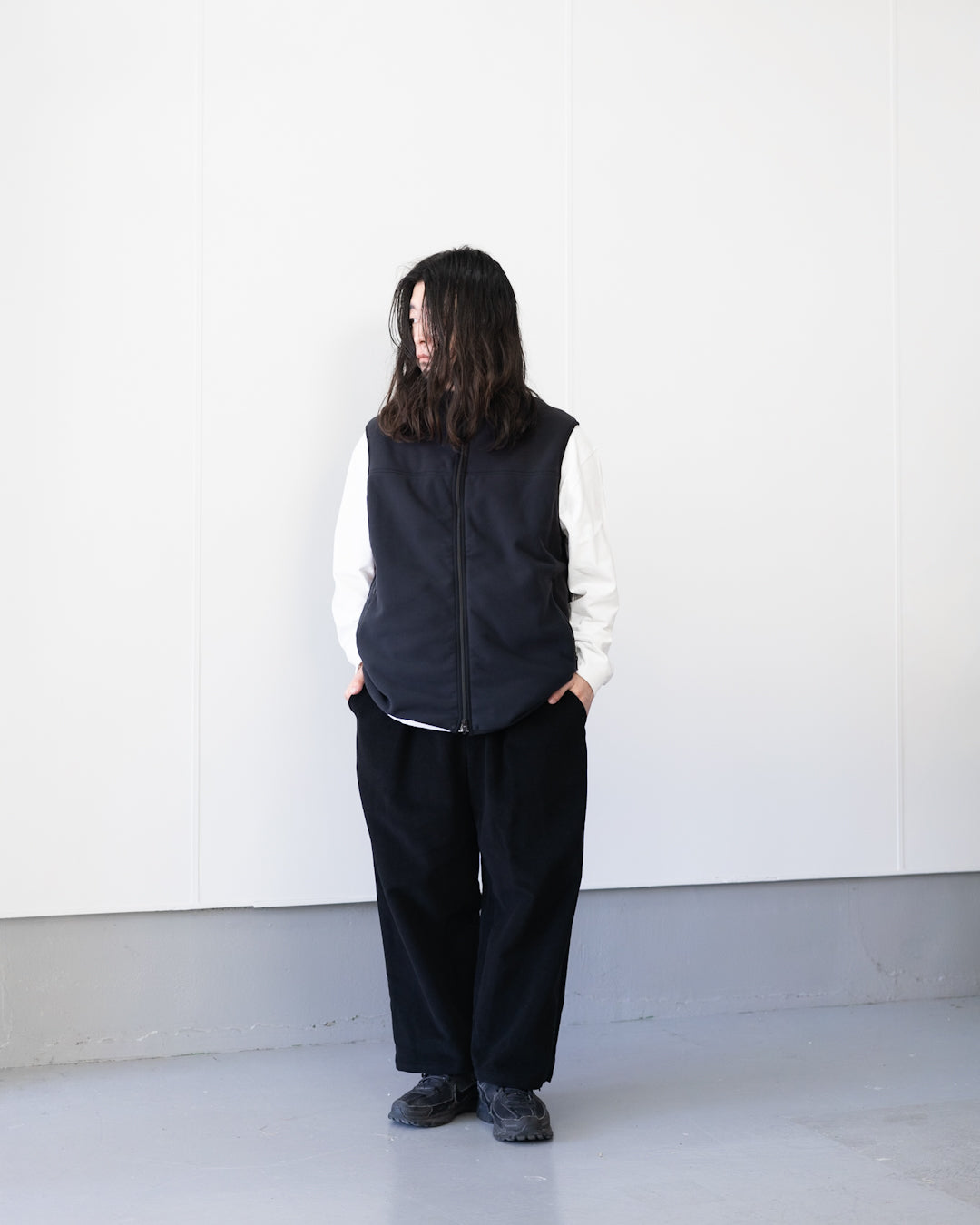 WIND ZONE FLEECE VEST - BLACK