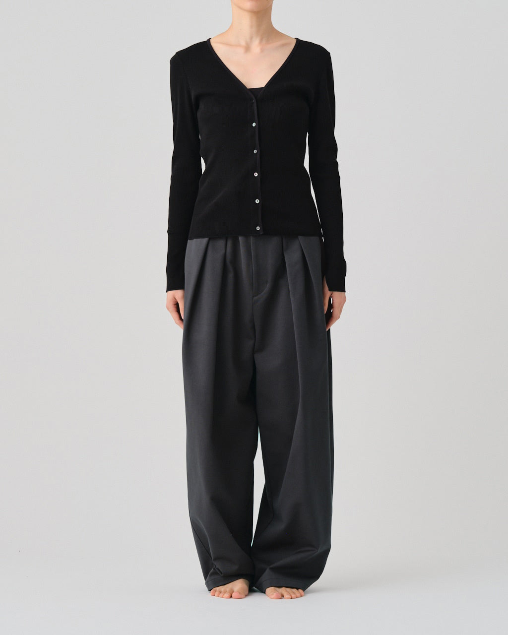 FRESCA-ZERO THICK RIB V NECK CARDIGAN - BLACK