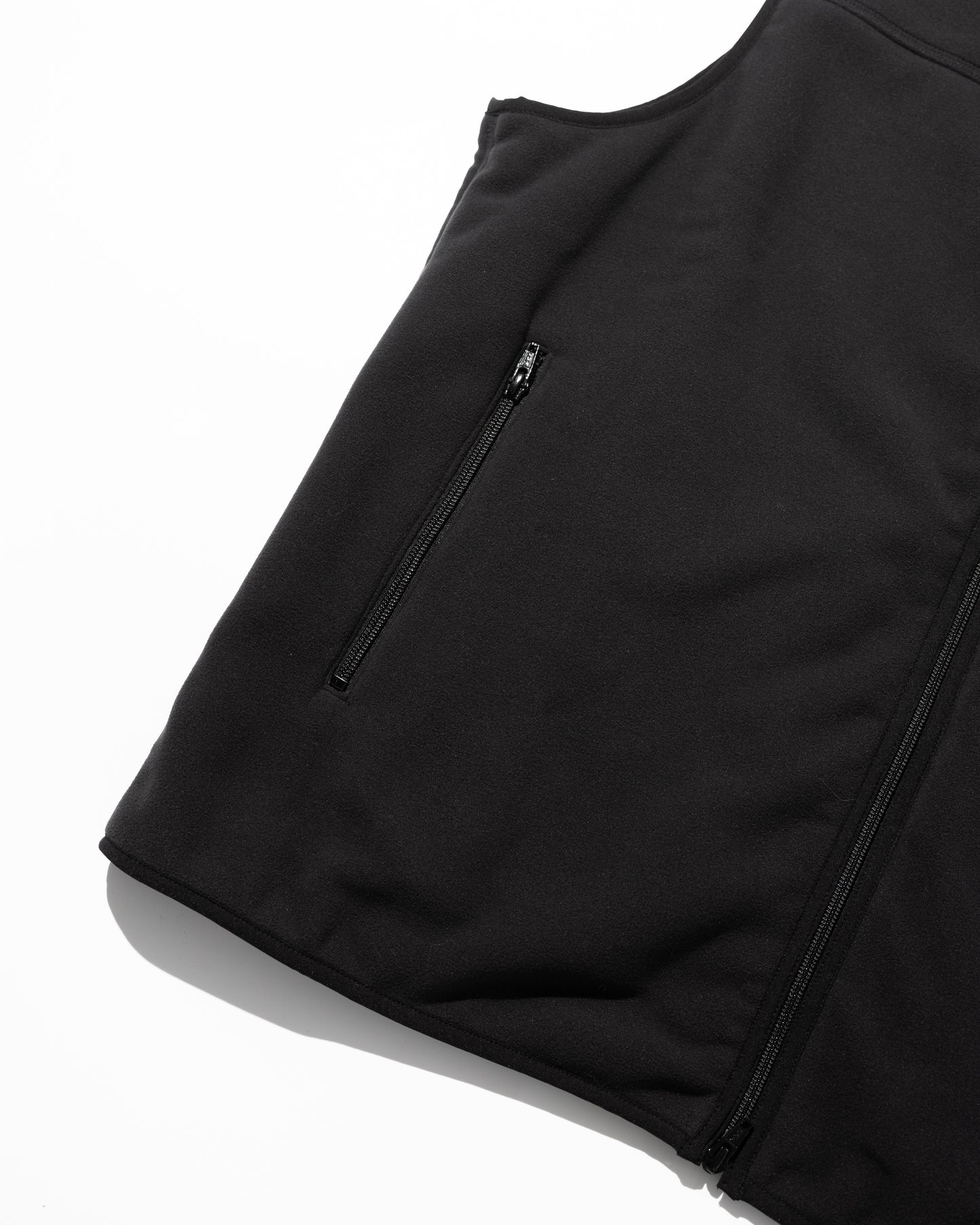 WIND ZONE FLEECE VEST - BLACK