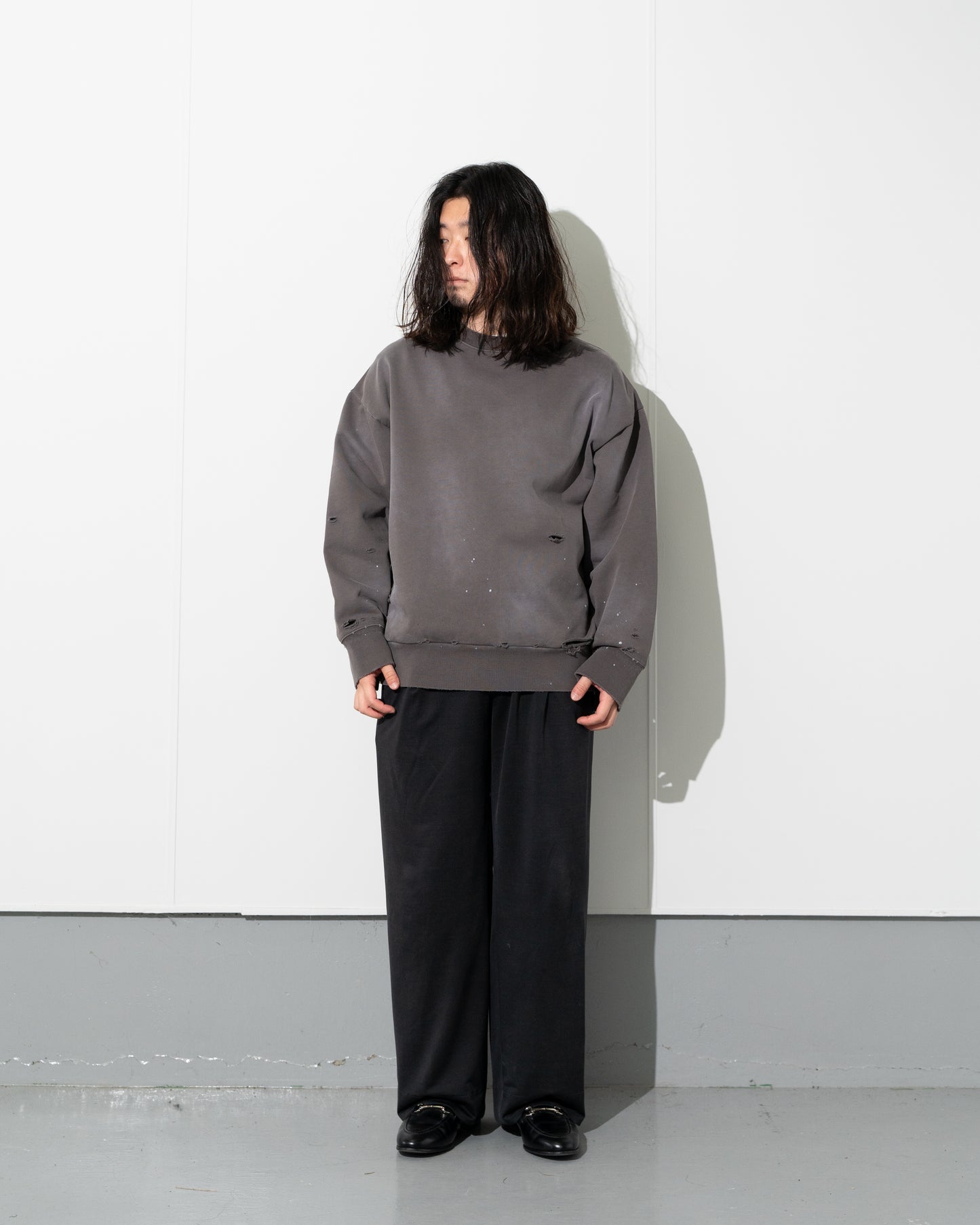 AGING BLEACHED DESTROYED SWEATSHIRT - GREY WASHED