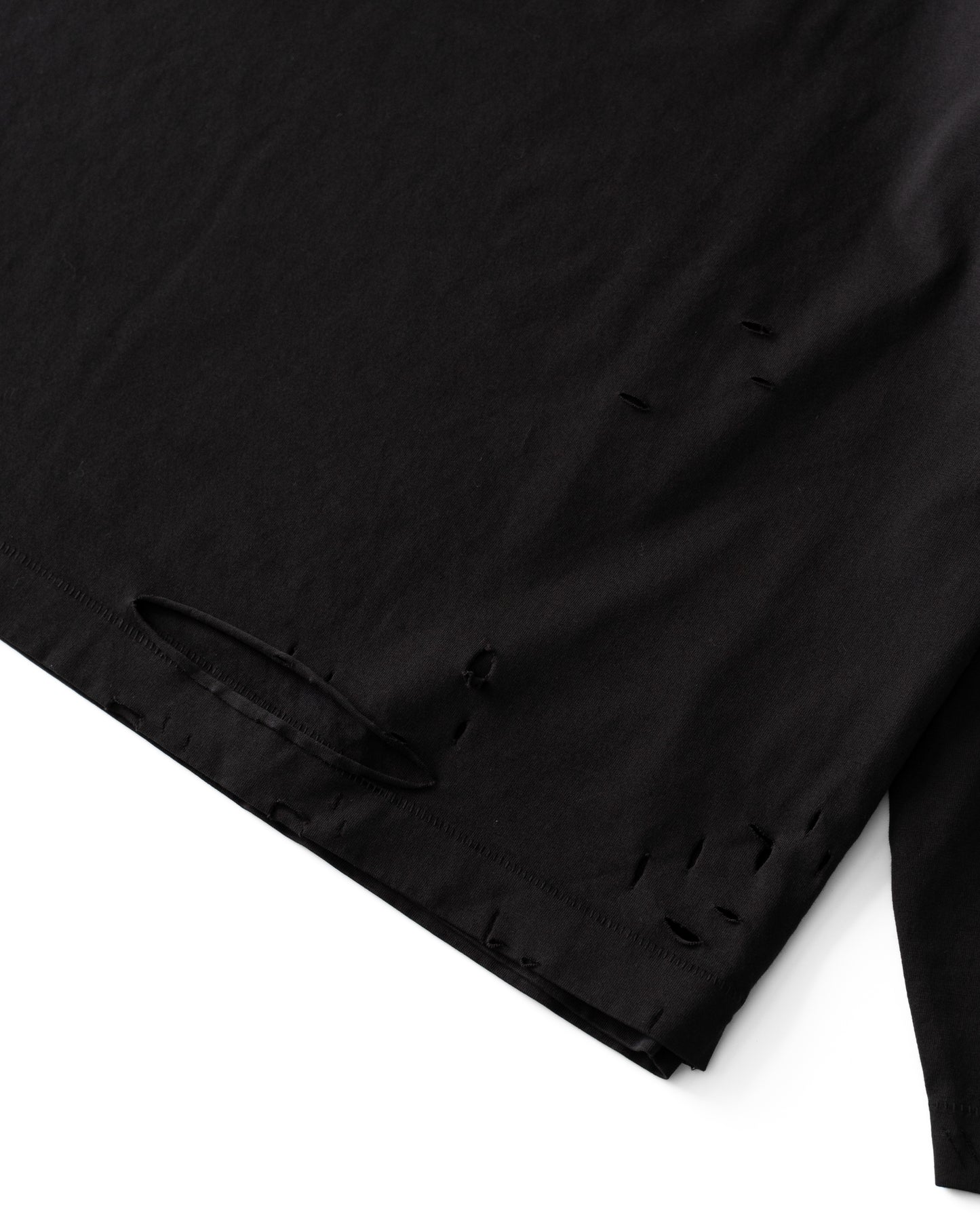 AGING DOUBLE LAYERED DISTROYED TEE - BLACK