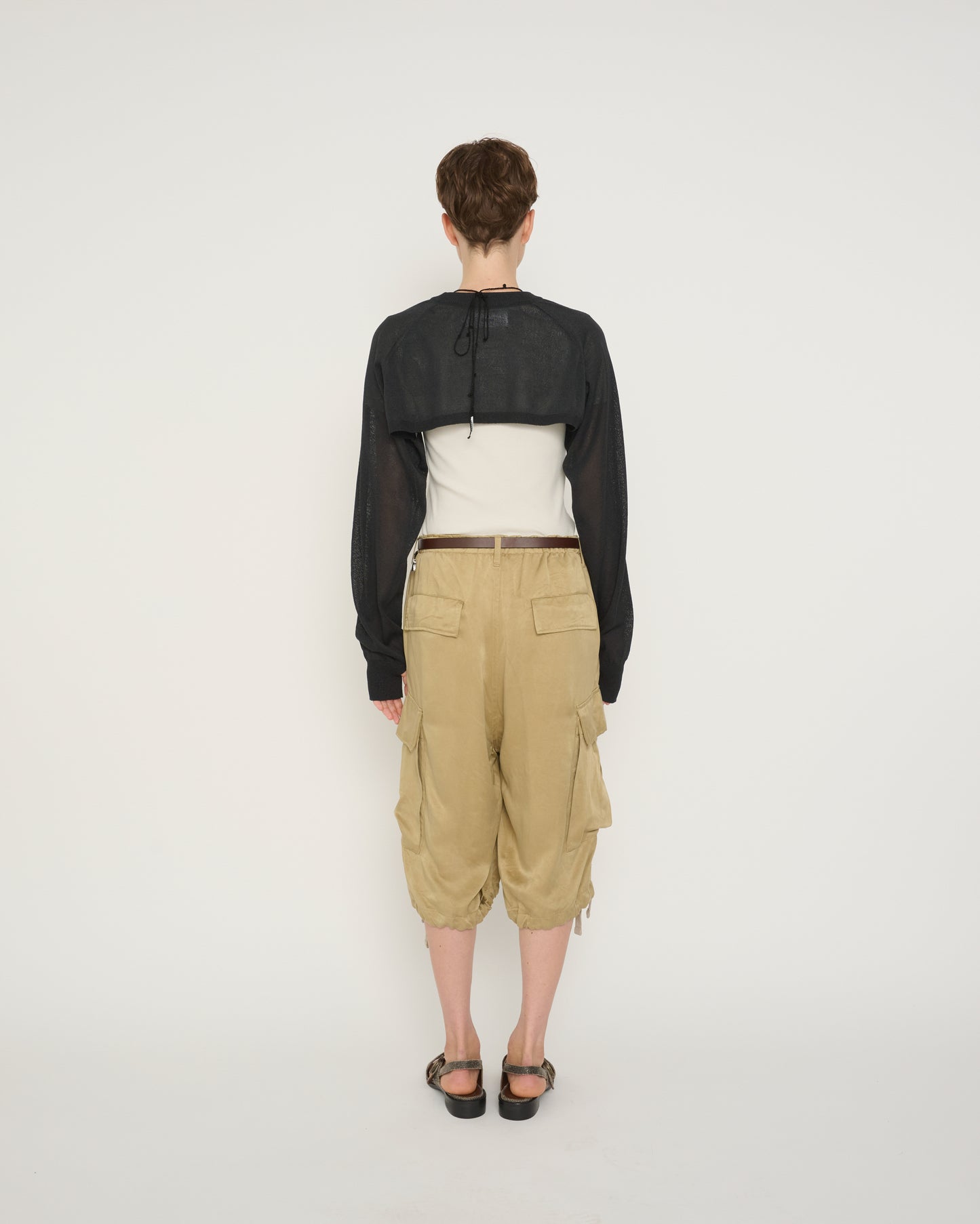 12G SLEEVE SHORT KNIT - BLACK