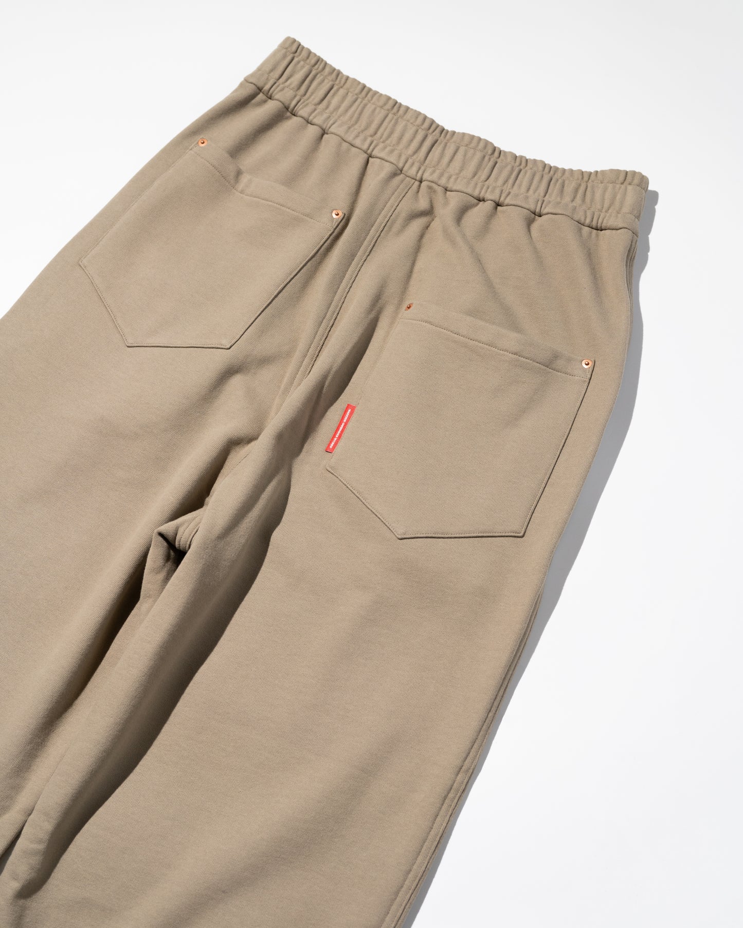 ECHO SWEAT PANTS - BEIGE
