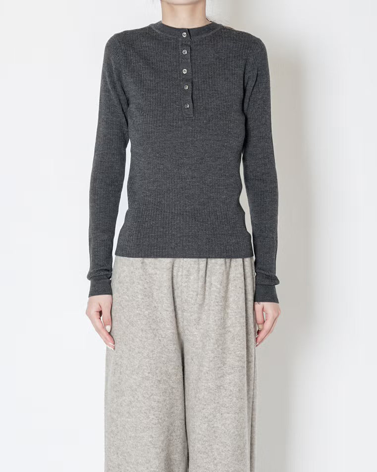 LACY RIB HENRY NECK KNIT - CHARCOAL