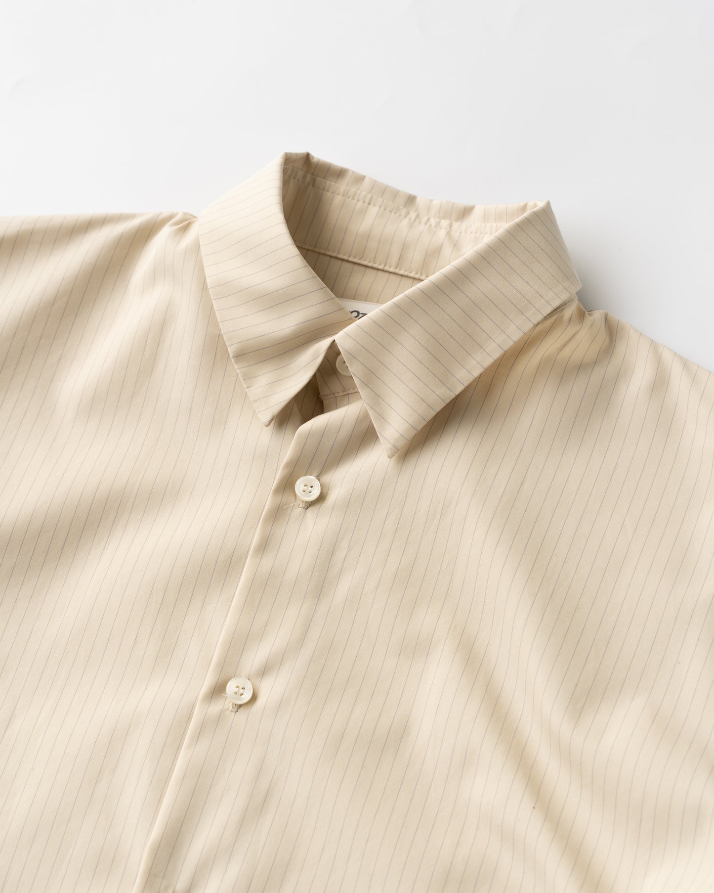 FOB SHIRT - CREAM