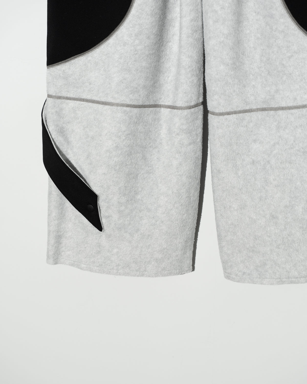 PANEL FLEECE PANTS - GREY