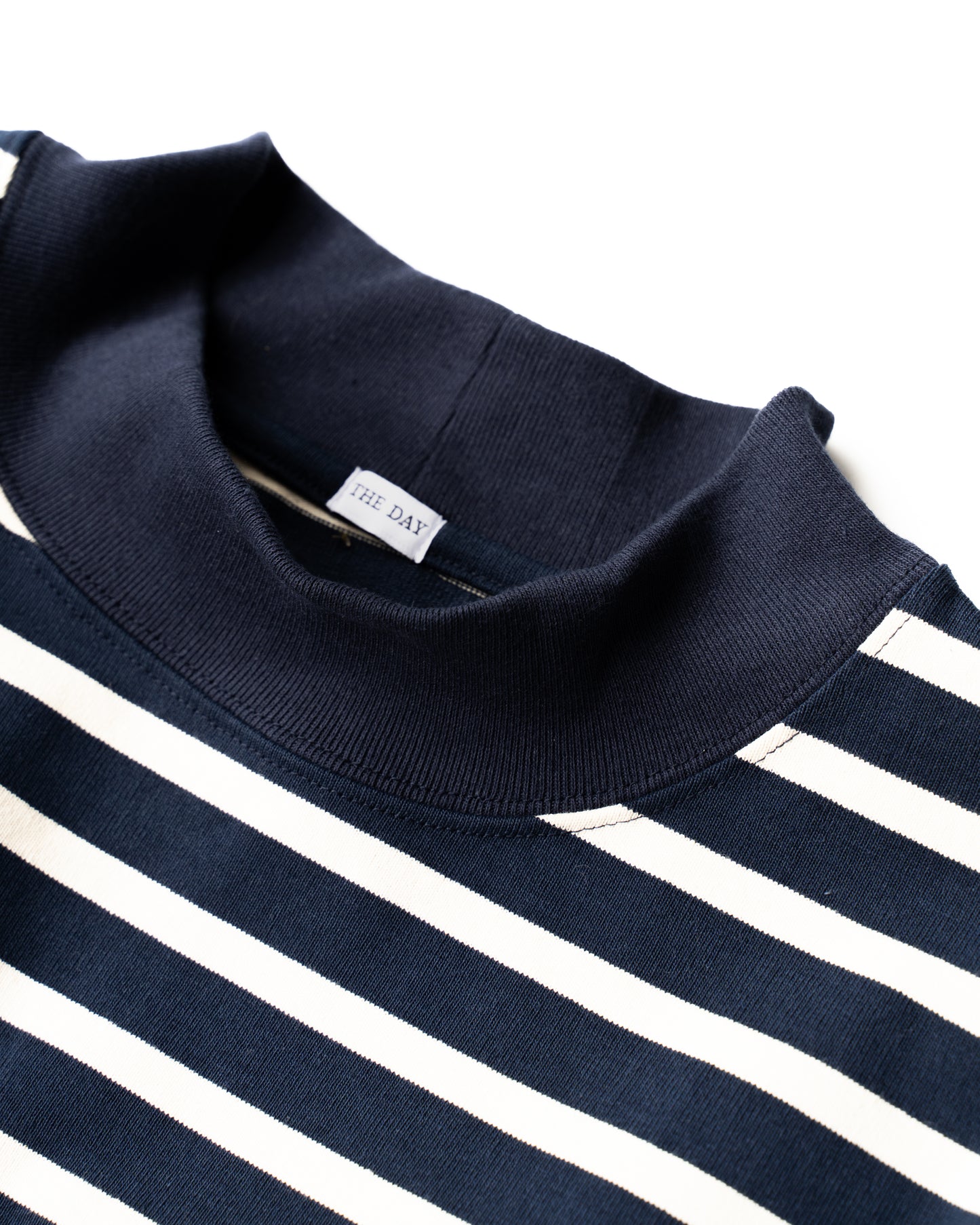 MOCK NECK BORDER LONG SLEEVE T-SHIRT - NAVY