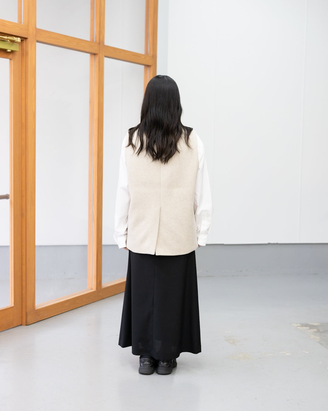LAMBSWOOL MELTON STAND COLLAR GILET - OFF WHITE (femme)