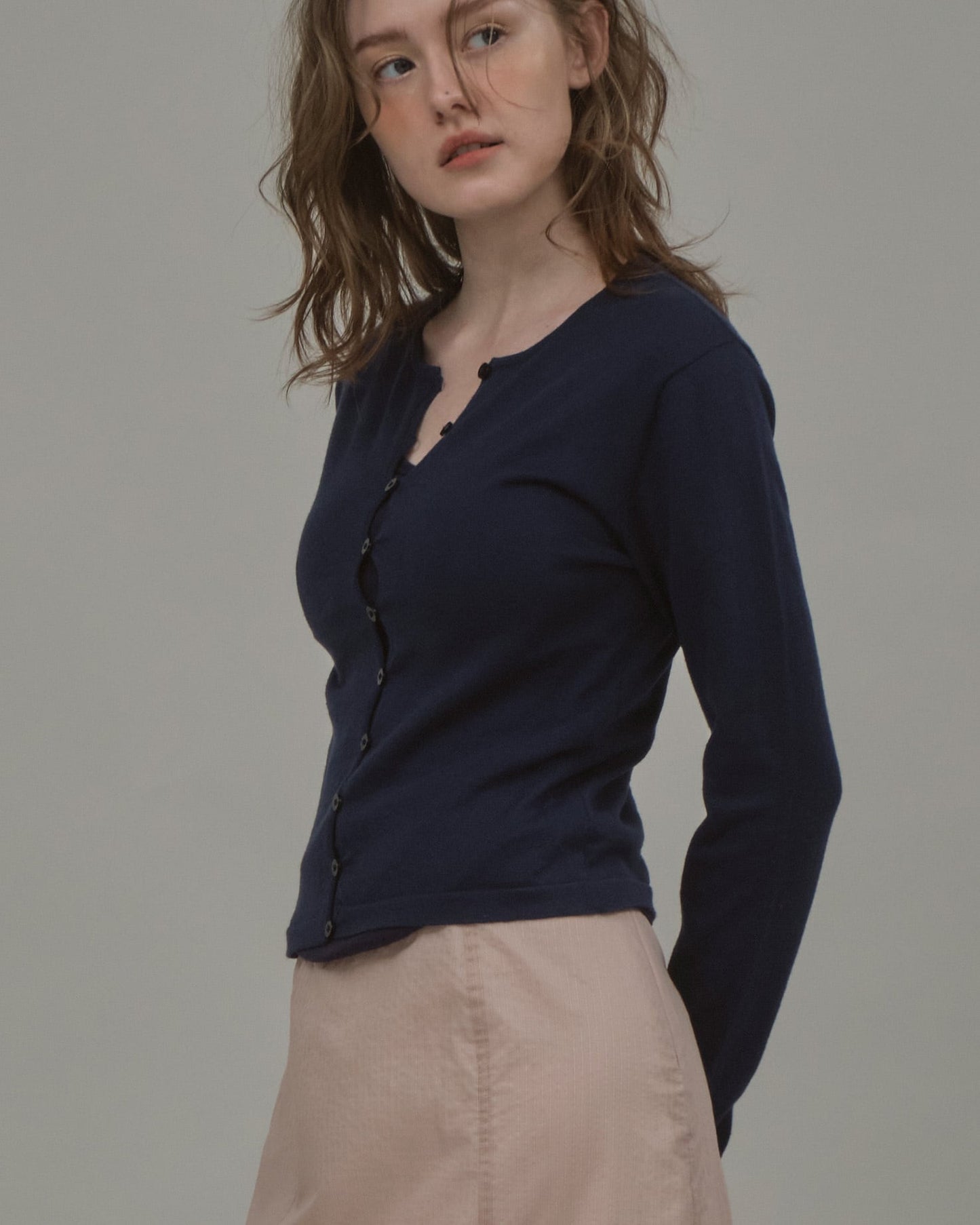 SLOUCHY BUTTON CARDIGAN - NAVY