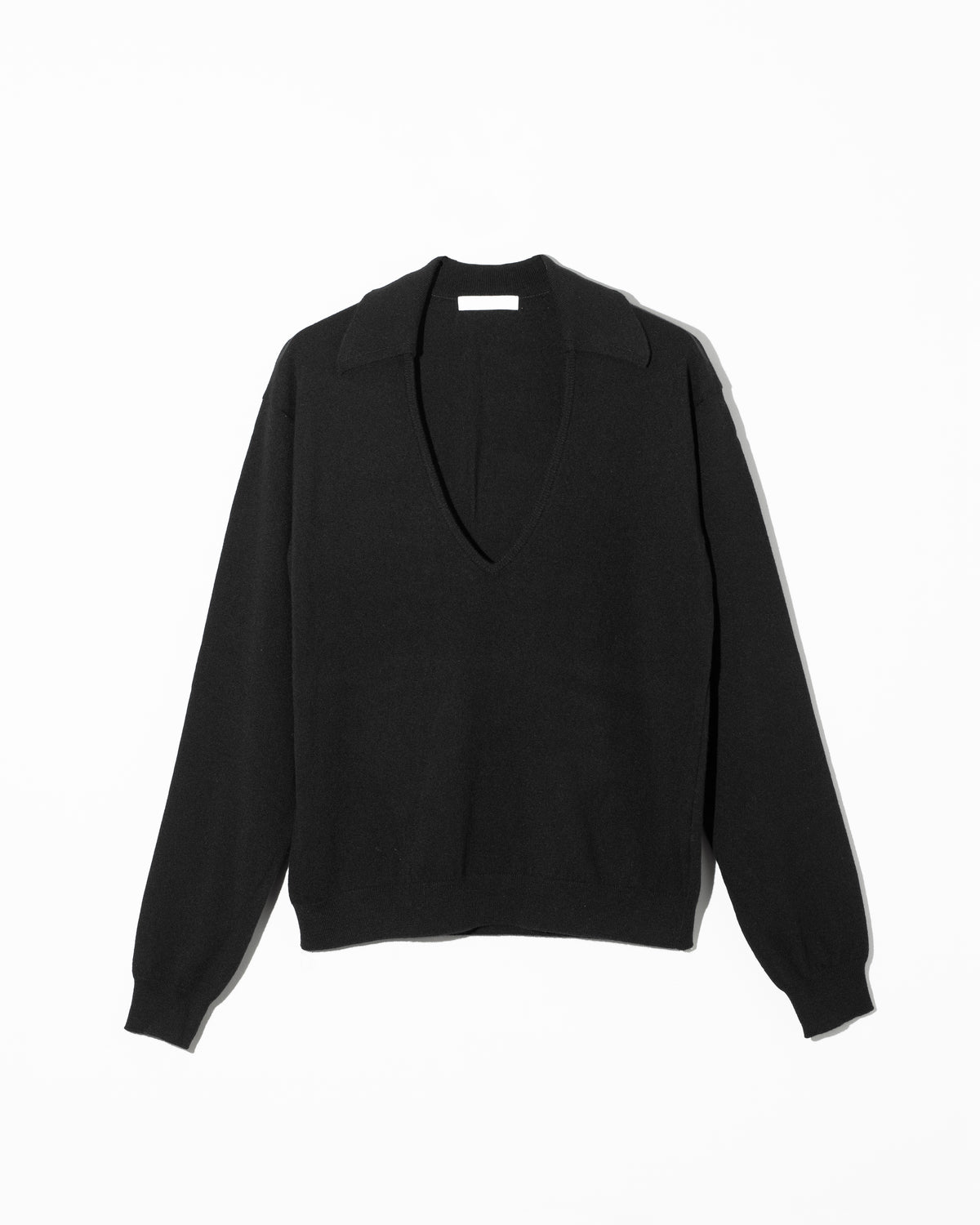 COLLARED V-NECK KNIT - BLACK