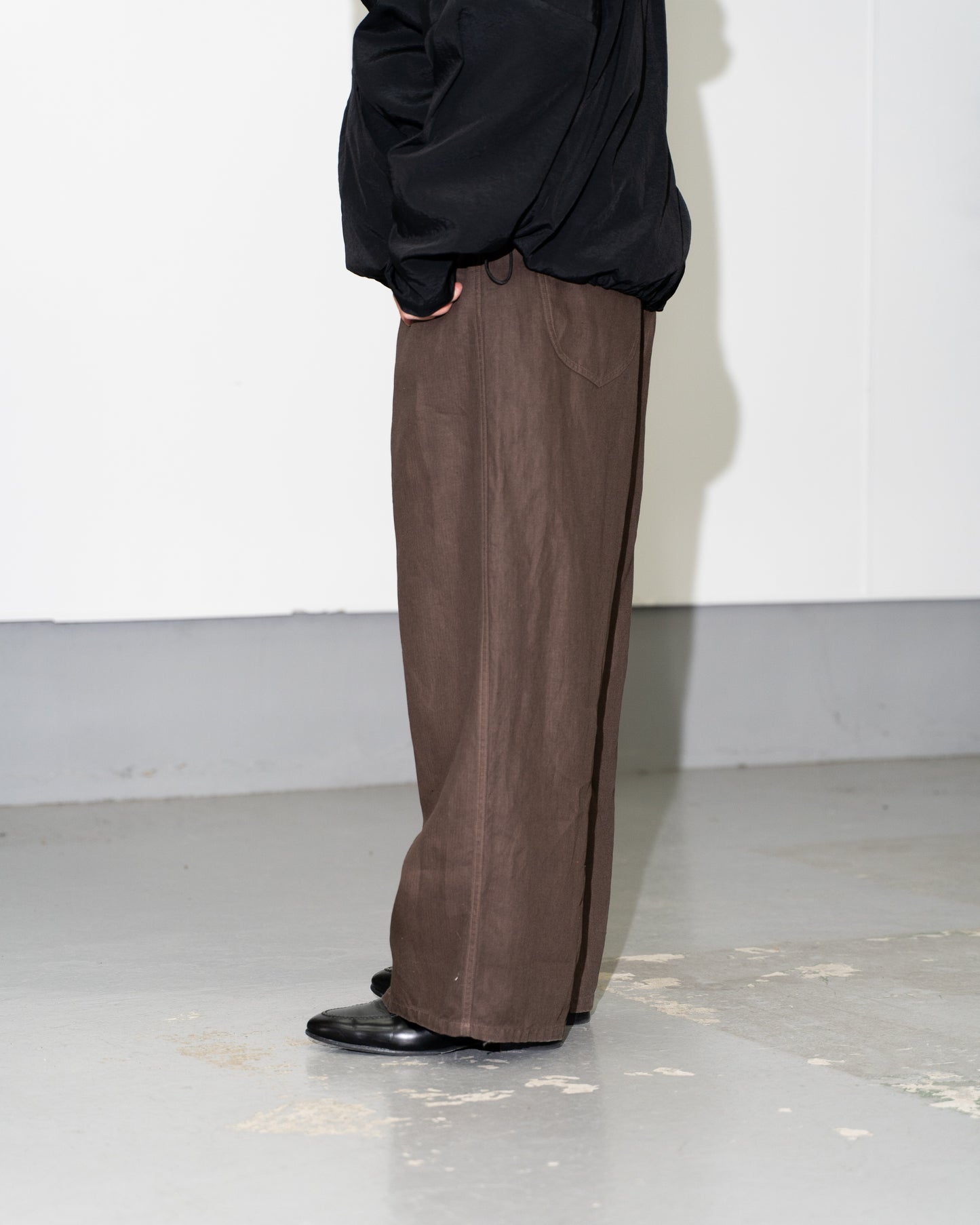 BACK ADJUST PT/HERRINGBONE - BROWN