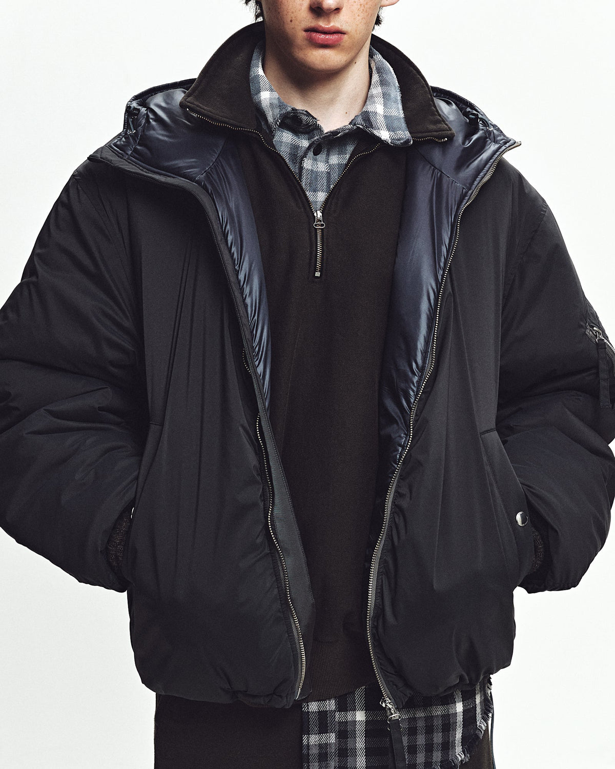 40D NYLON TAFFETA TACTICAL ZIP BLOUSON - BLACK