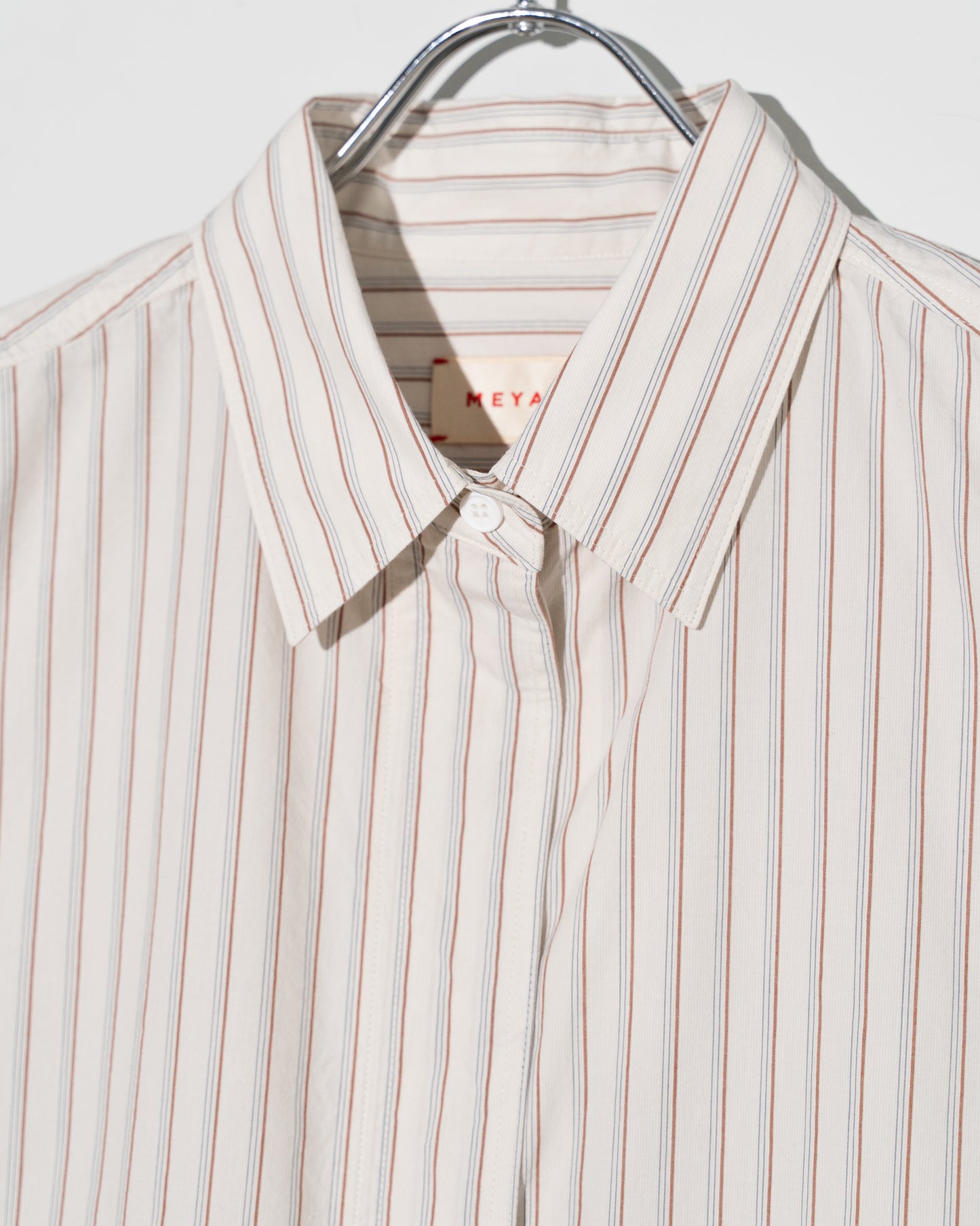 STRIPE BOW-TIE BLOUSE - WHITE