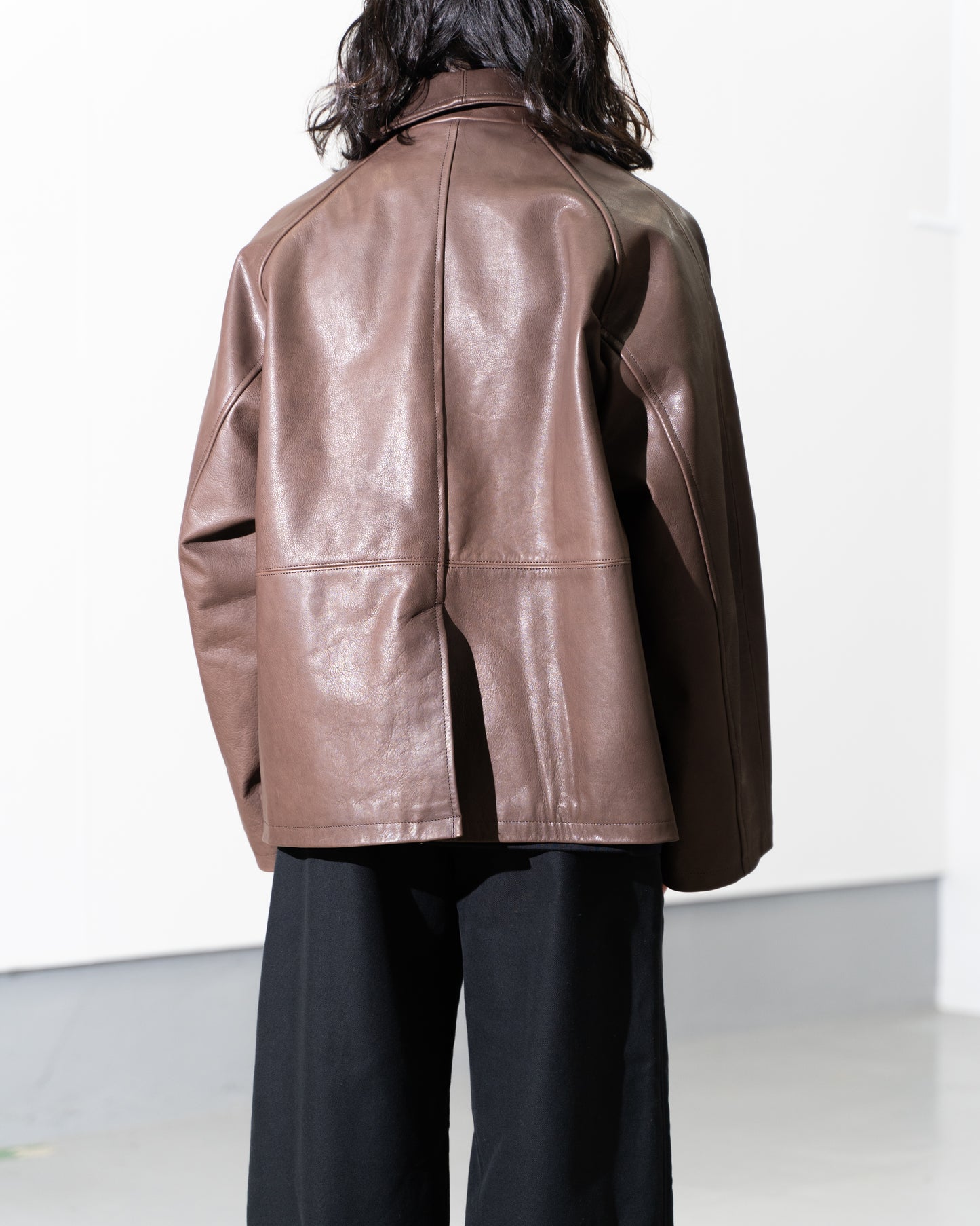 SHRINK LEATHER OVERSIZE RAGLAN JACKET - BROWN