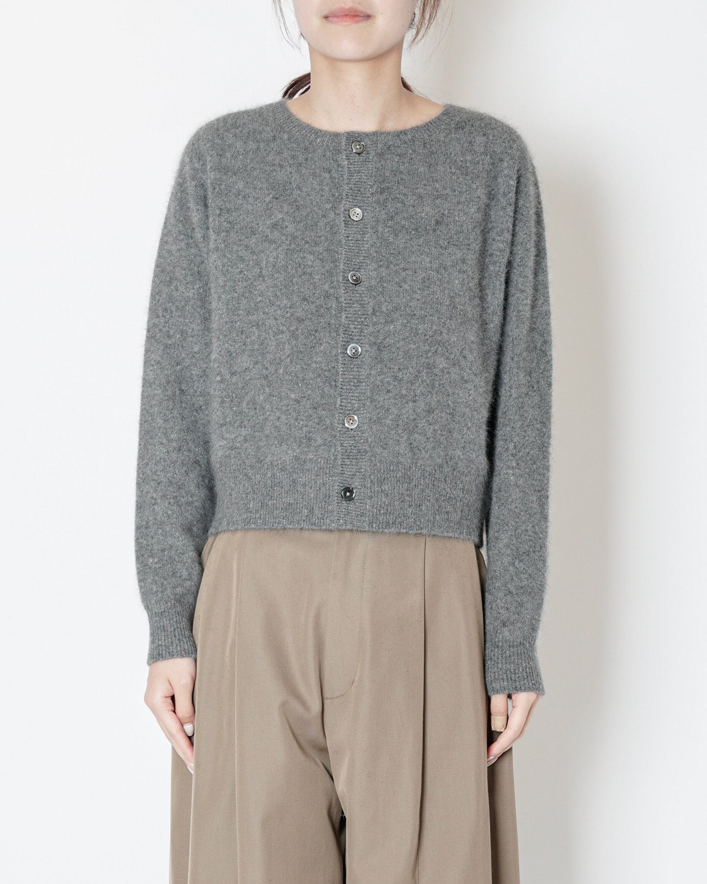 MY___ (マイ) FOX WOOL KNIT CARDIGAN GRAY | HAKU ハク 公式通販