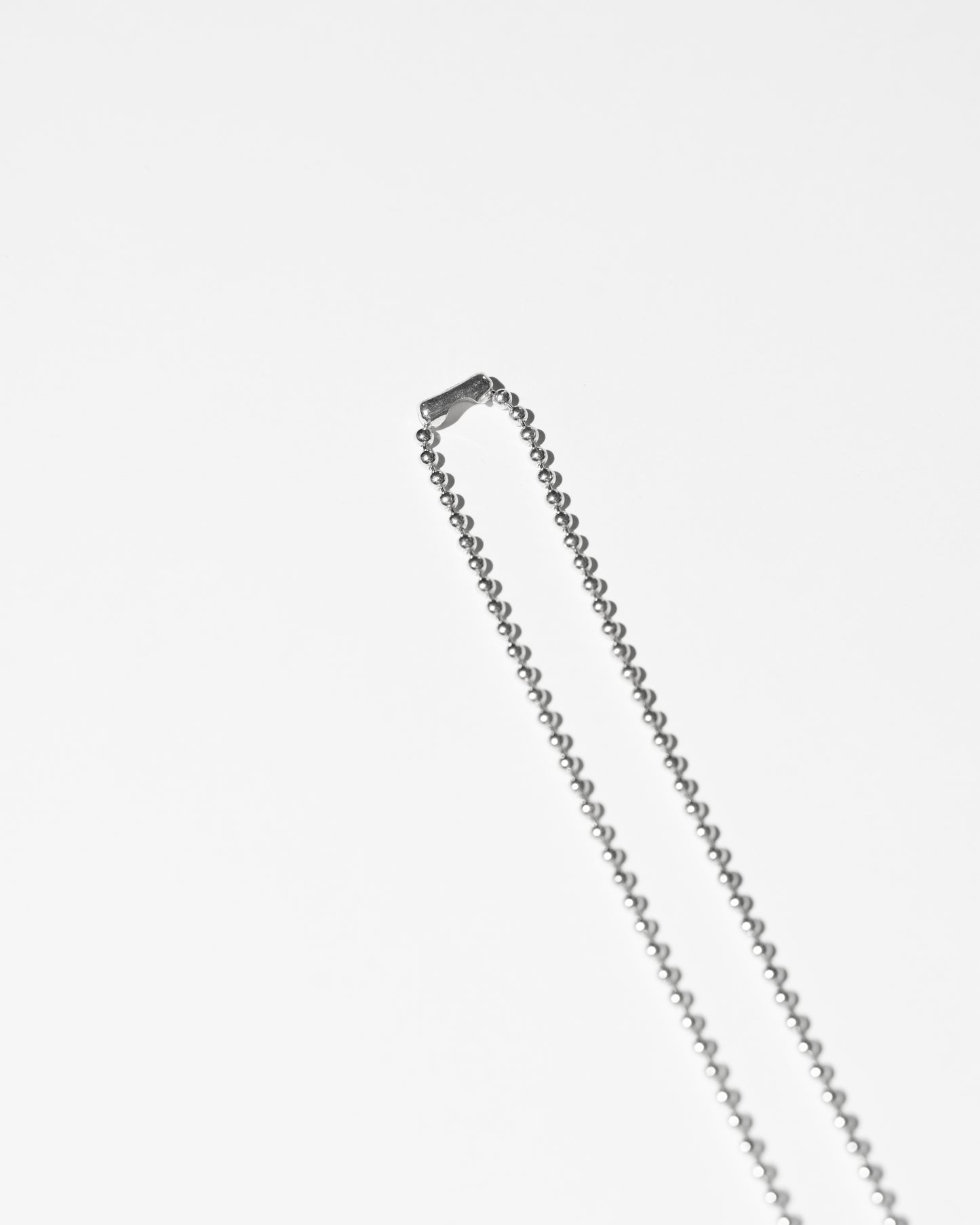 THE HEART CHARM NECKLACE