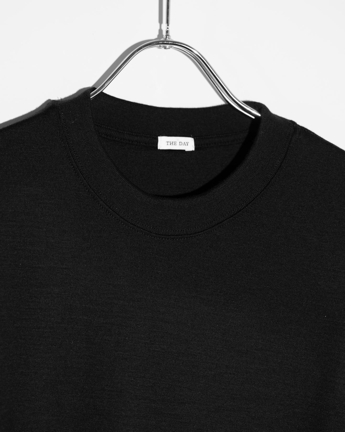 MERINO WOOL CREW NECK LONG SLEEVE SHIRT - BLACK