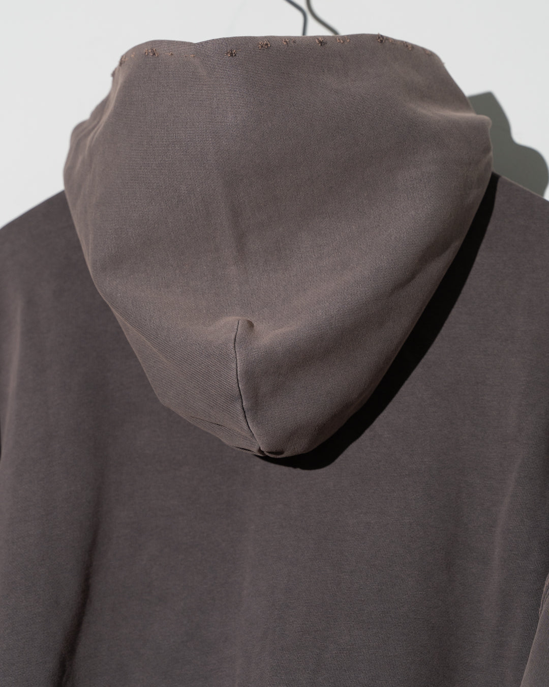 AGING DESTROYED SWEATSHIRT - MELANGE GRAY