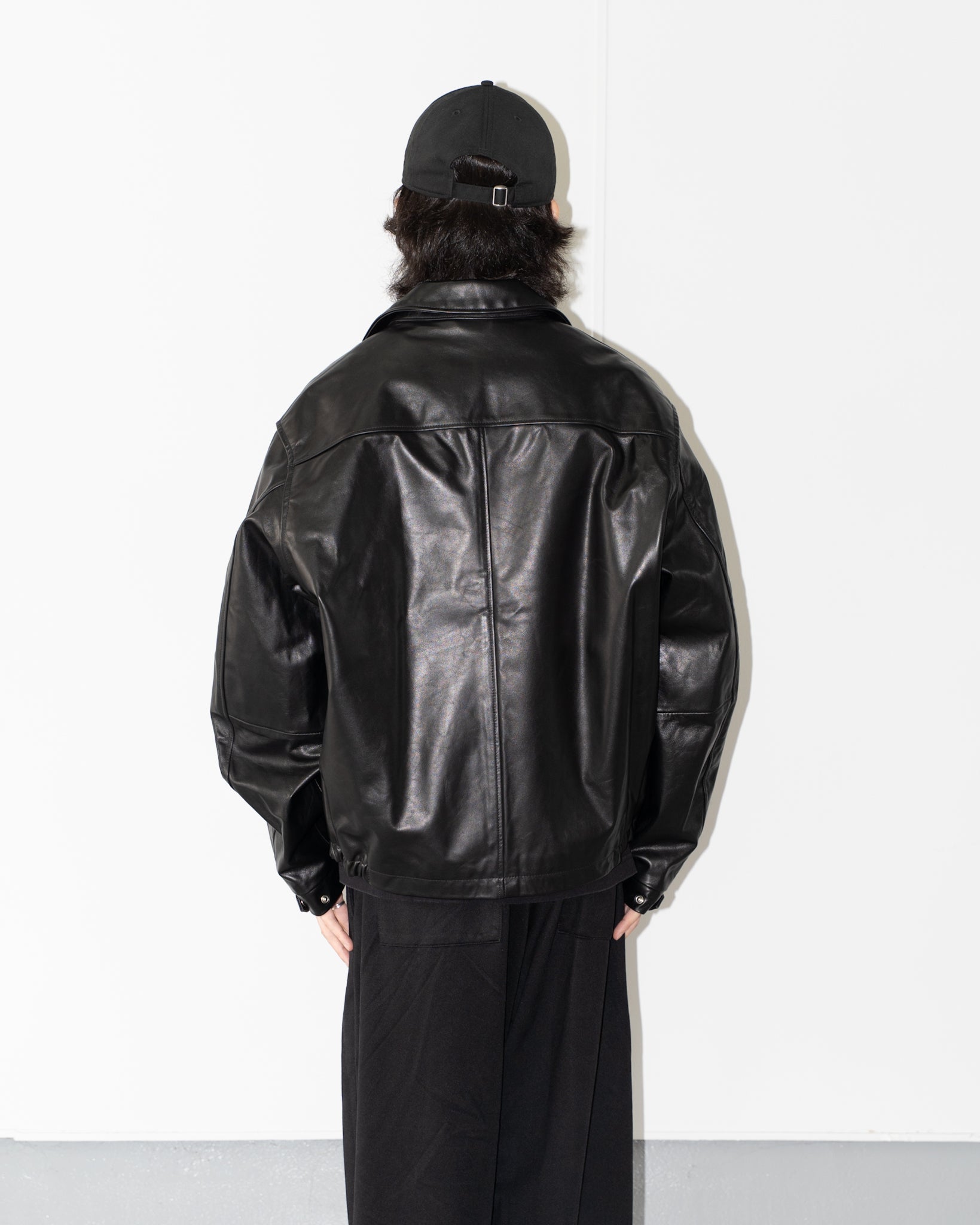 UNIVERSAL PRODUCTS. LEATHER JACKE BLACK | HAKU 公式通販