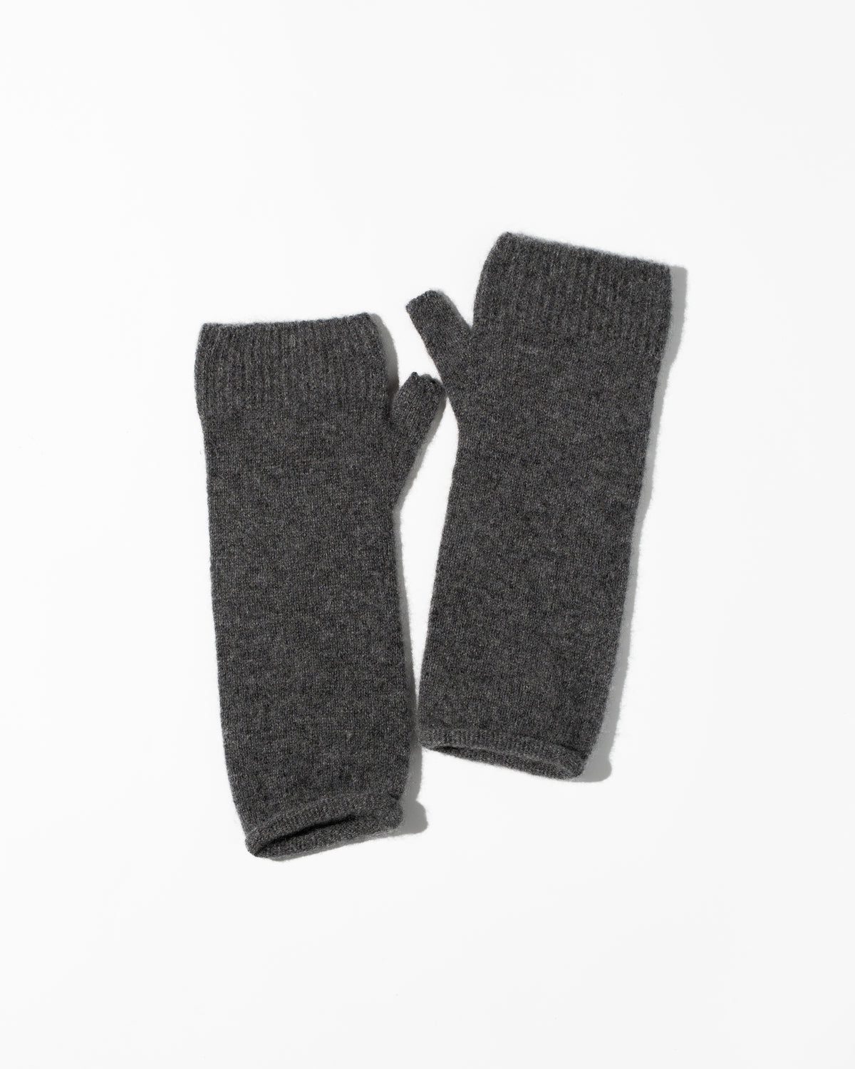 CASHMERE ARM WARMERS - CHARCOAL