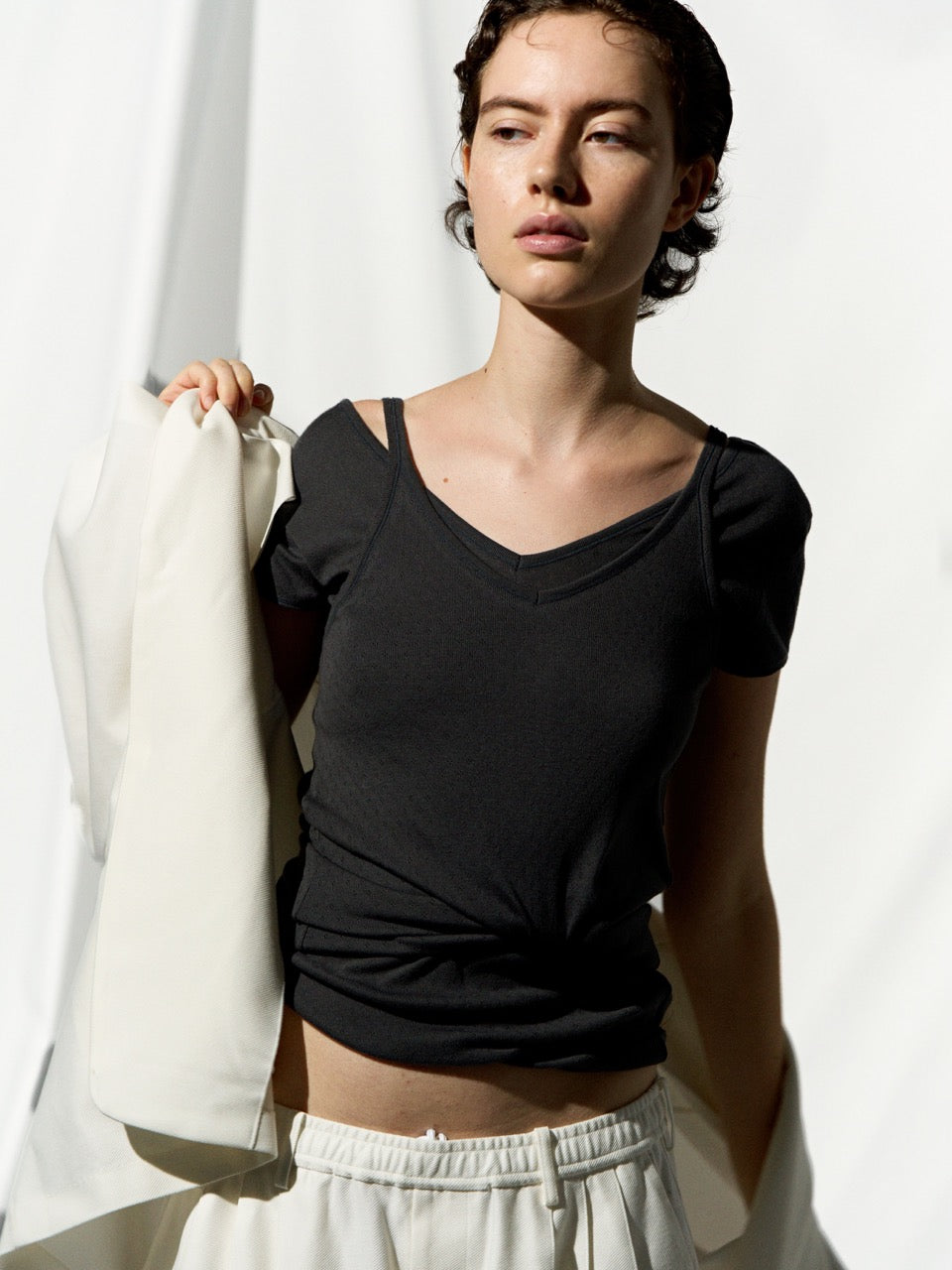 COTTON SILK PATTERN MESH JACQUARD COTTON SILK DOUBLE V NECK CAMISOLE - CHARCOAL