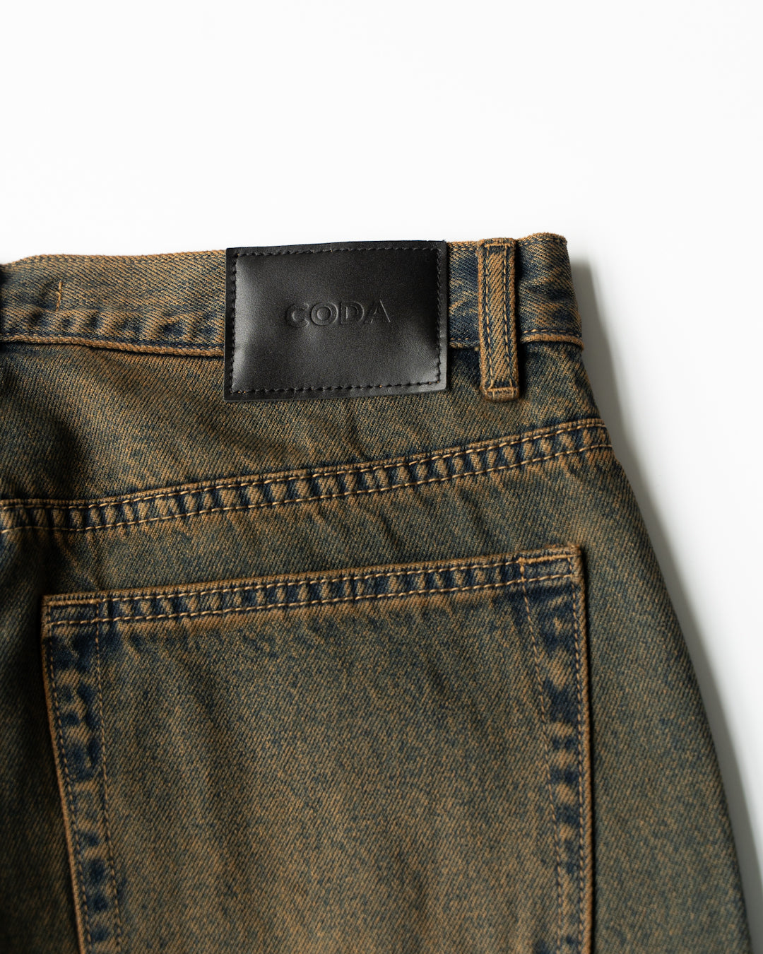 BLACK BROWN WASH BREAK CUT FLARED JEANS - BLACK BROWN WASH
