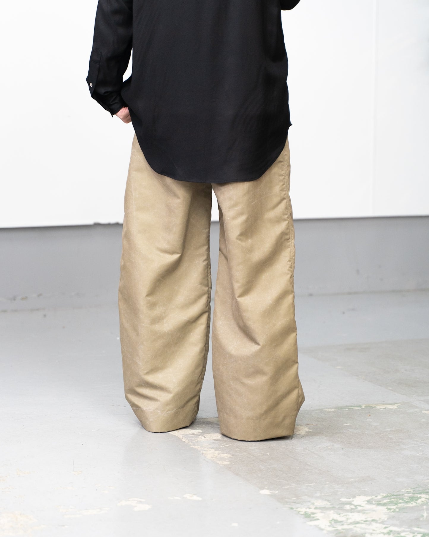 MILITARY NYLON TWILL WIDE PANTS - BEIGE