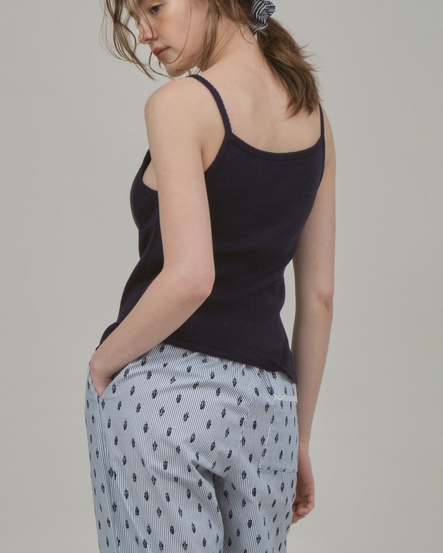 PICO STRAP CUP CAMI - B/GRAY