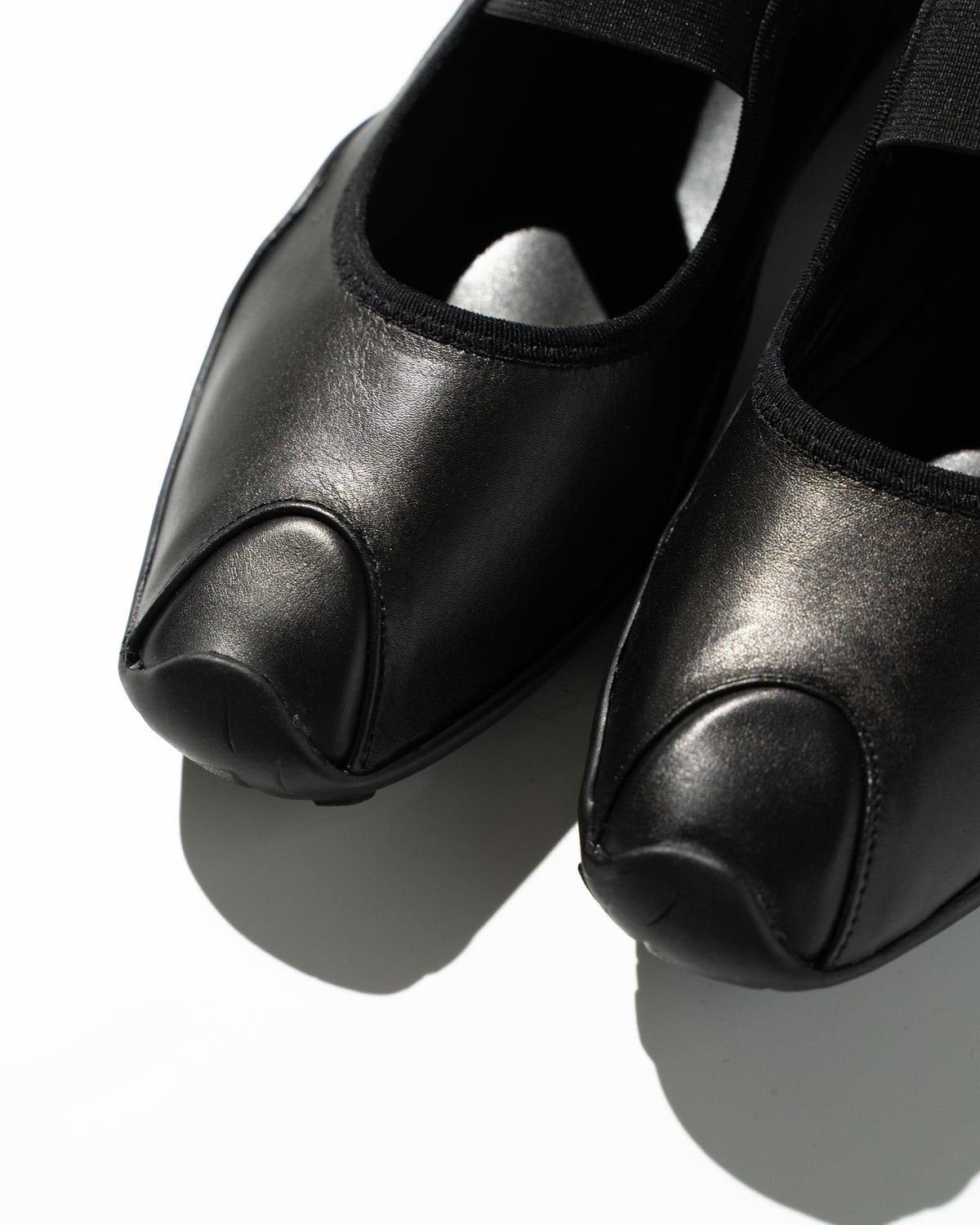 LEATHER VIBRAM BALLET SHOES - BLACK