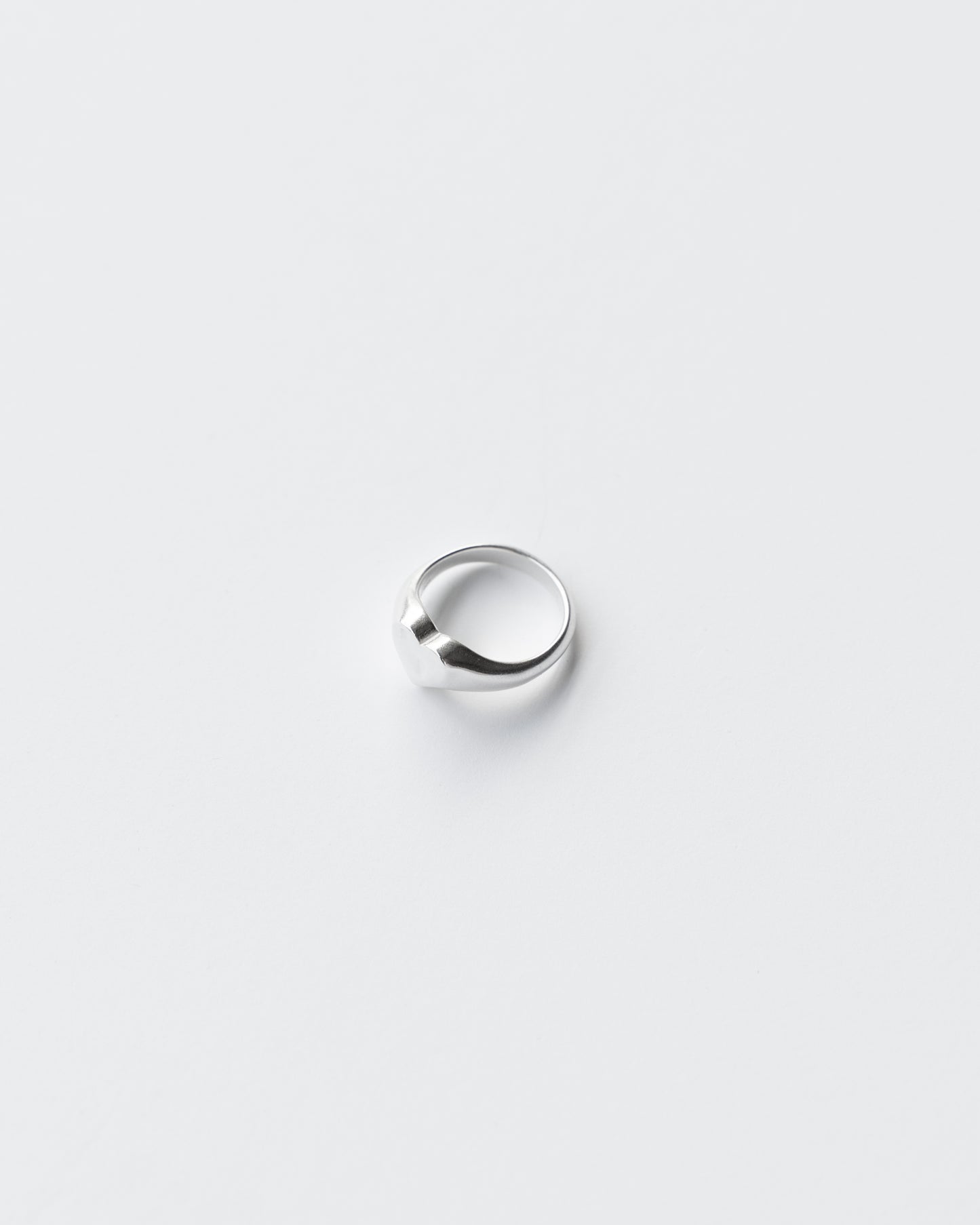 HEART SIGNET RING SV
