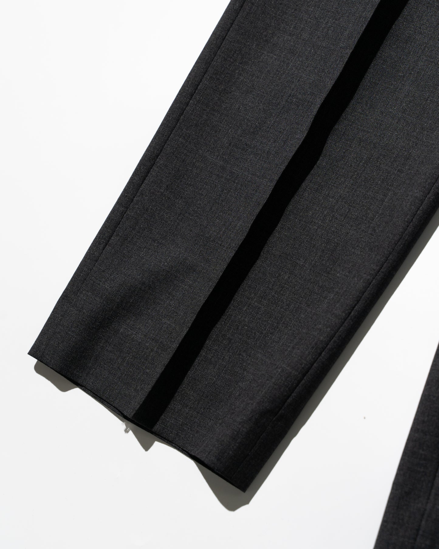 WOOL TROPICAL LOW WAIST TROUSER - CHARCOAL