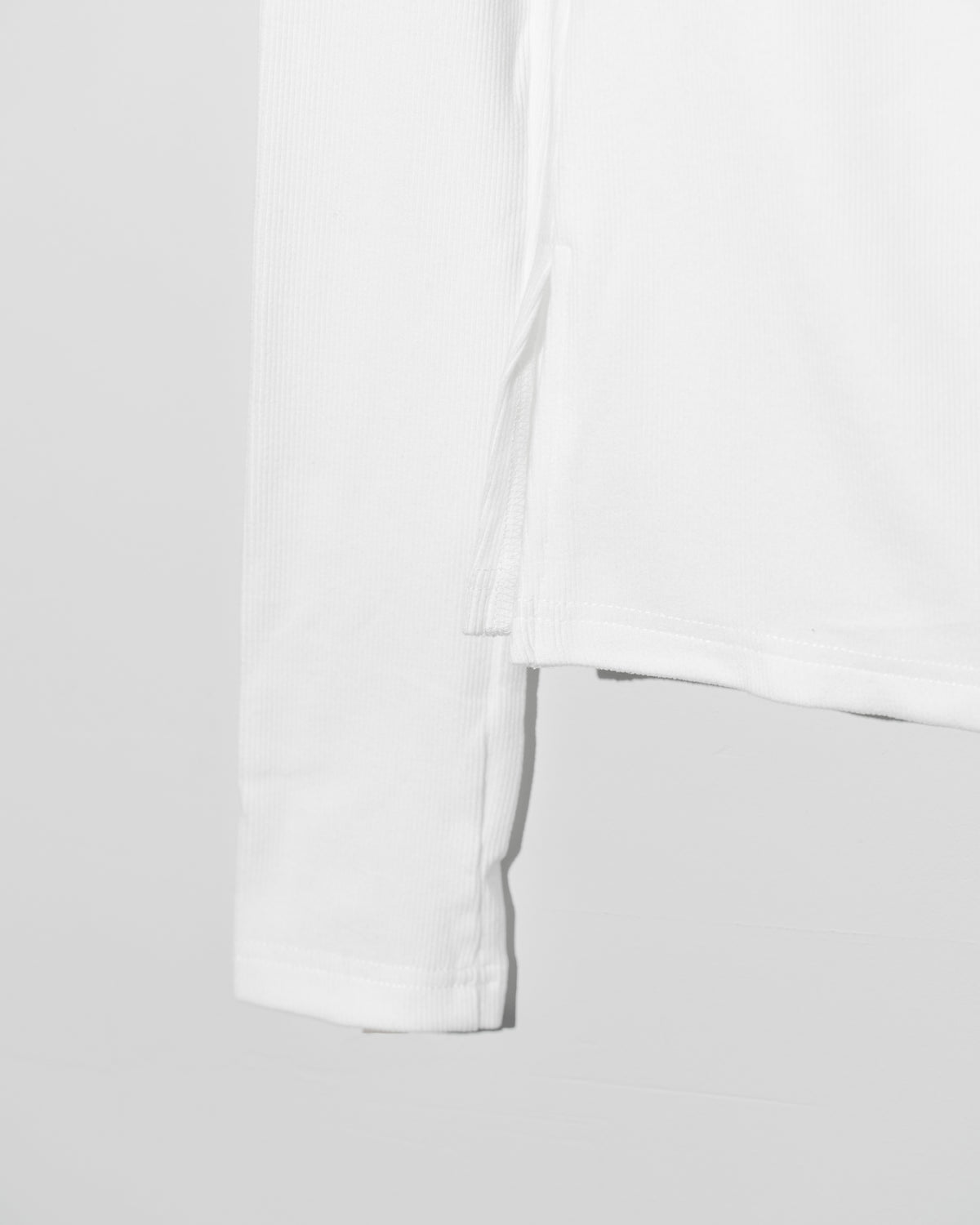 2 WAY SLIT TOP - IVORY