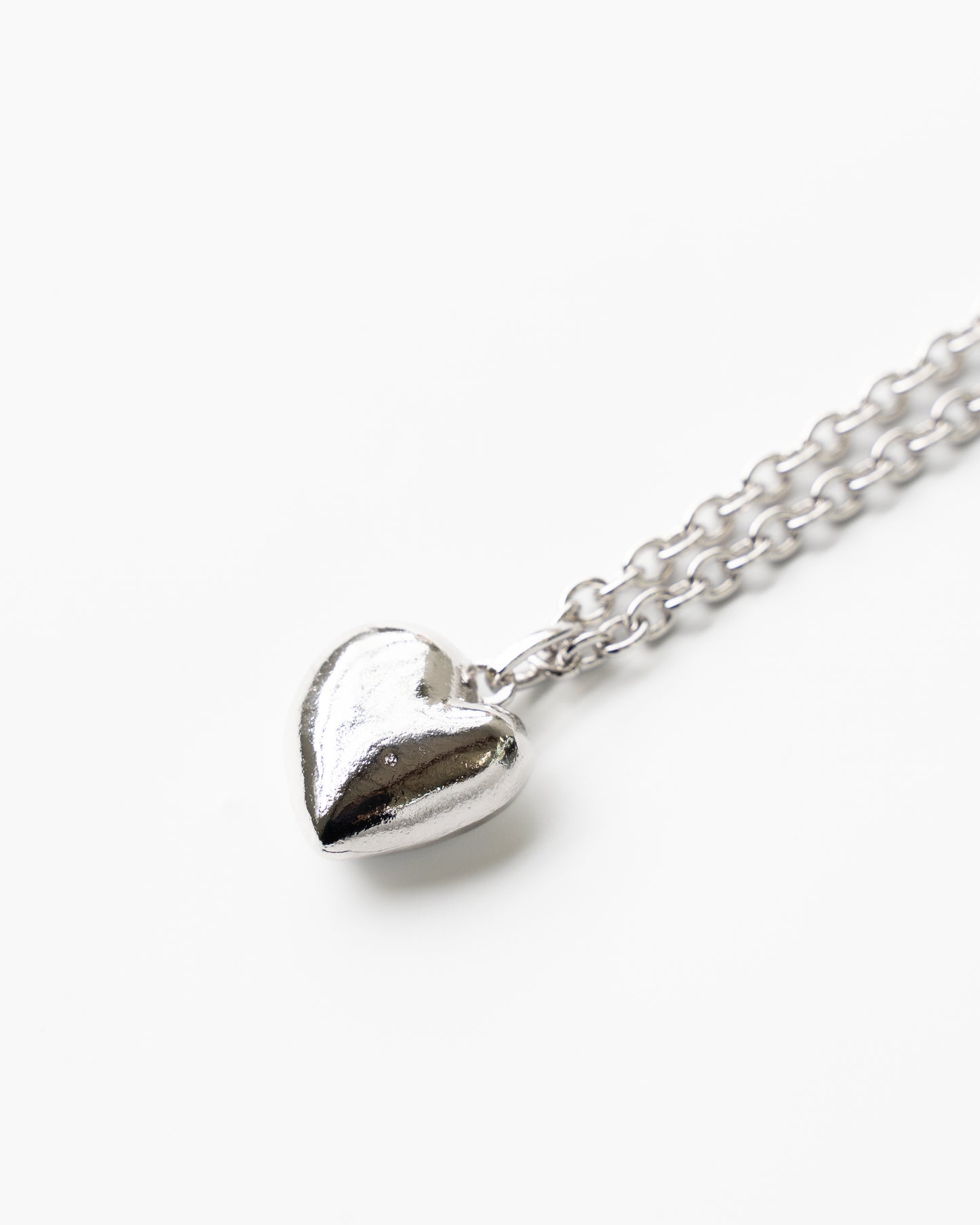 THE JAZZ HEART NECKLACE