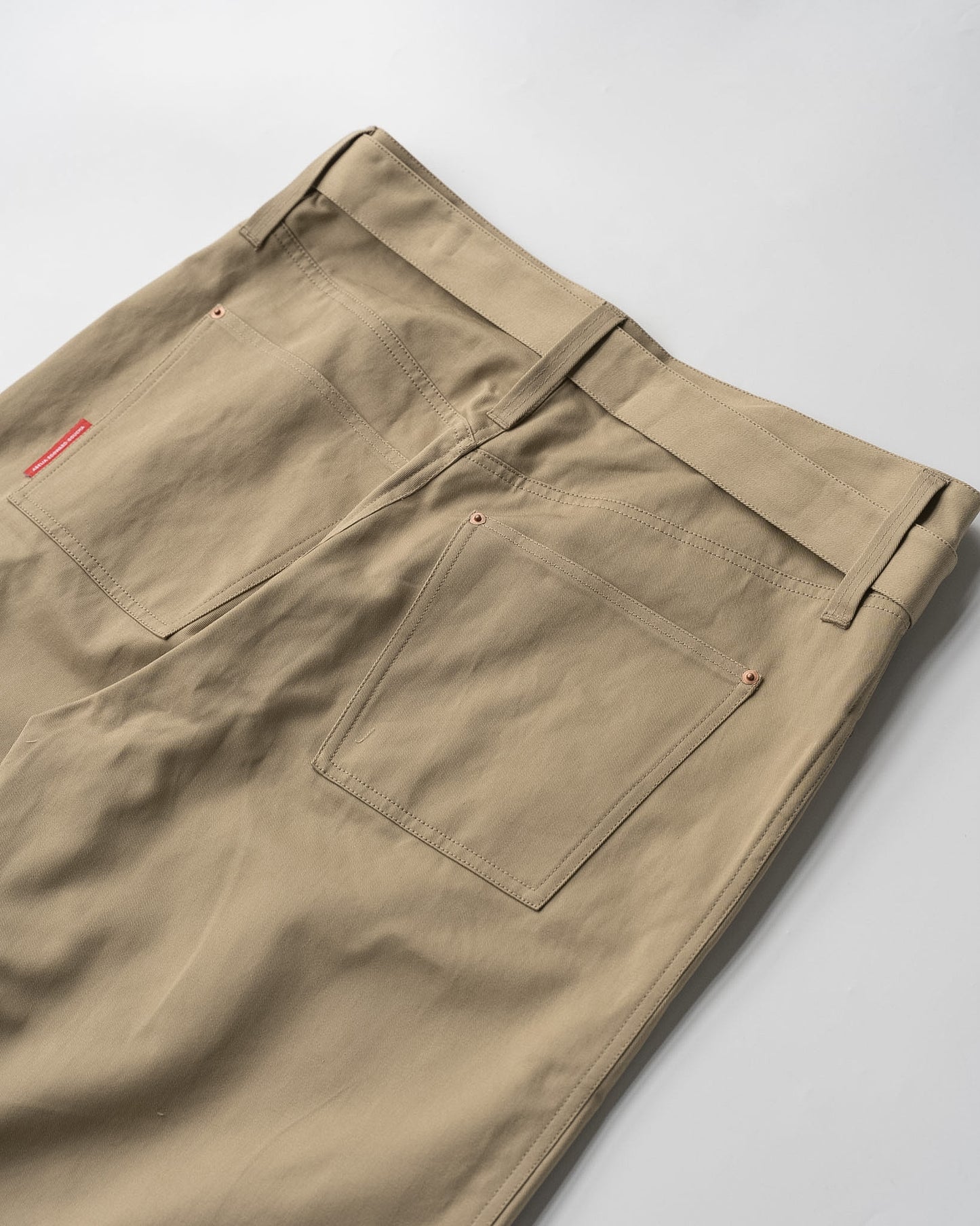 DOUBLE BELT PANTS - BEIGE