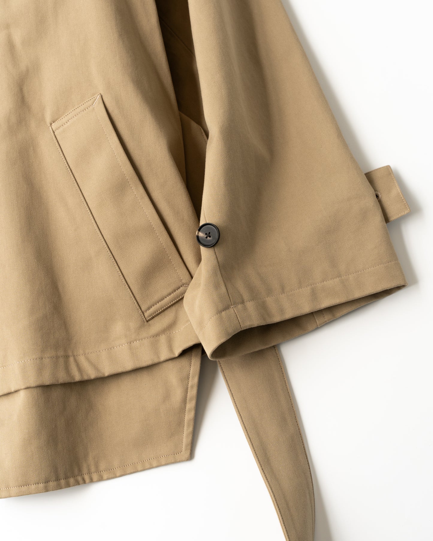 SHORT TRENCH COAT - BEIGE