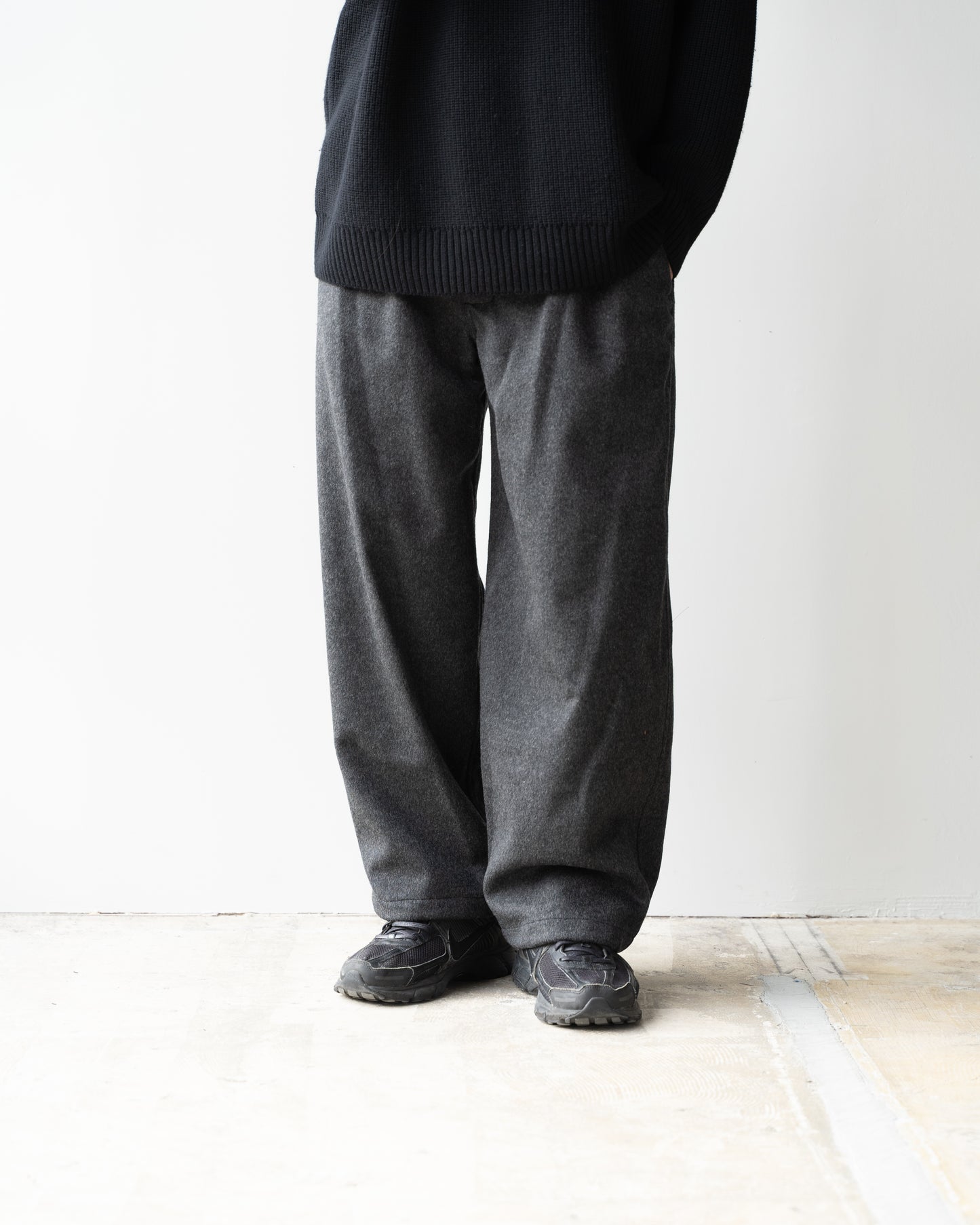 WOOL CASHMERE DRAWSTRING PANTS - GRAY