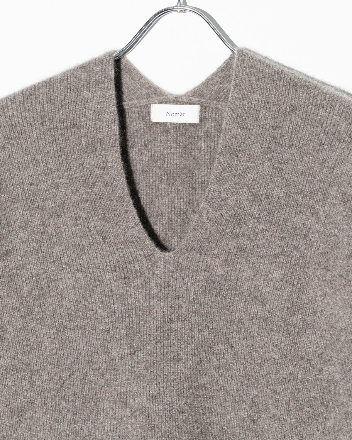 YAK V-SWEATER - GREY