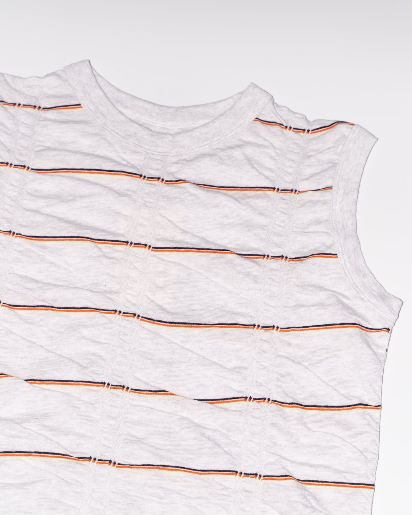 TUCKED JACQUARD BORDER SLEEVELESS - HEATHER GREY