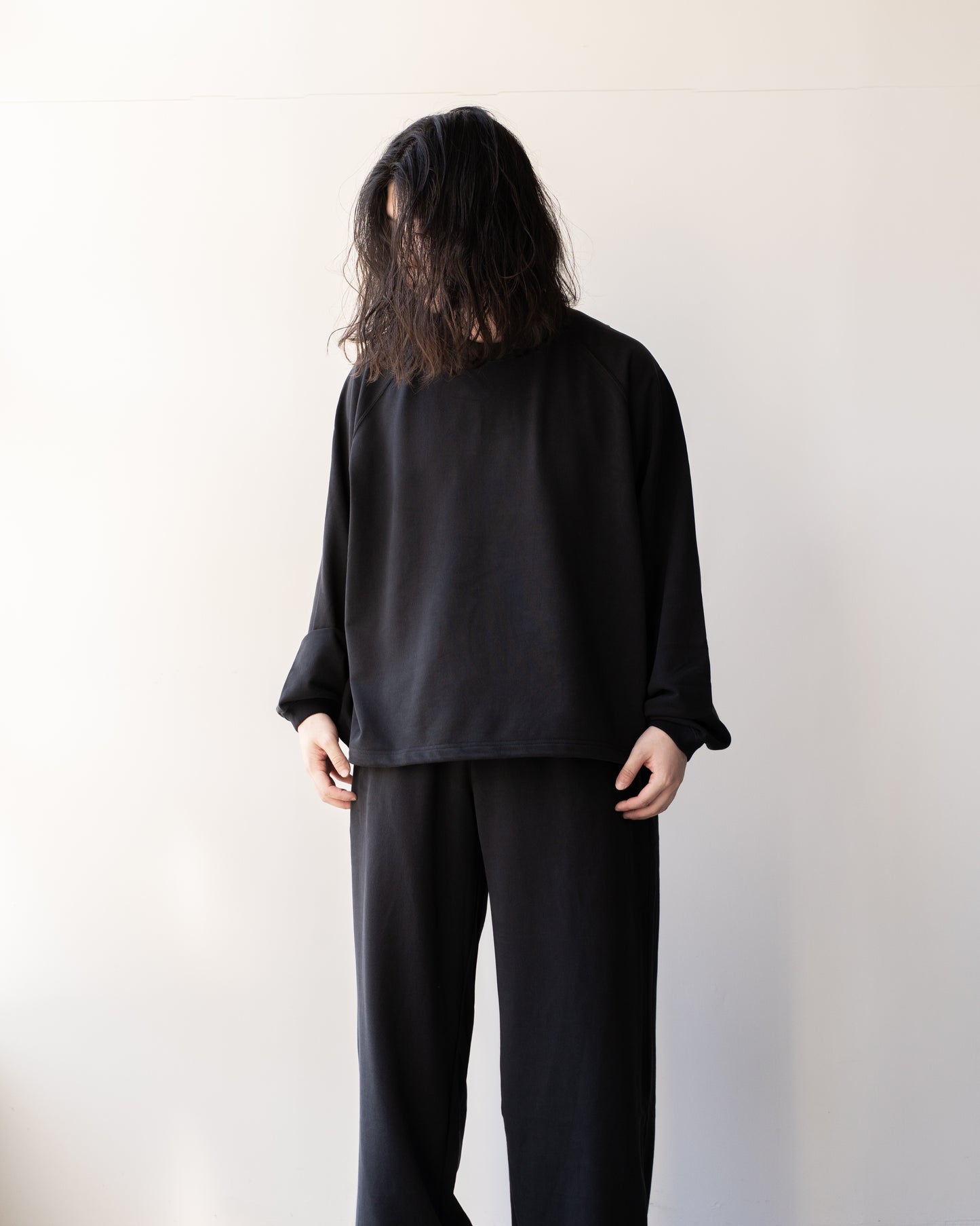 28G CUPRO RAGLAN PULLOVER - BLACK