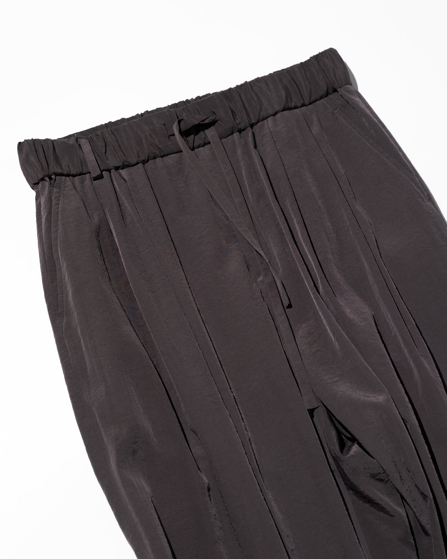 SALT SHIRNK CUPRO BROWSING PANTS - BROWN