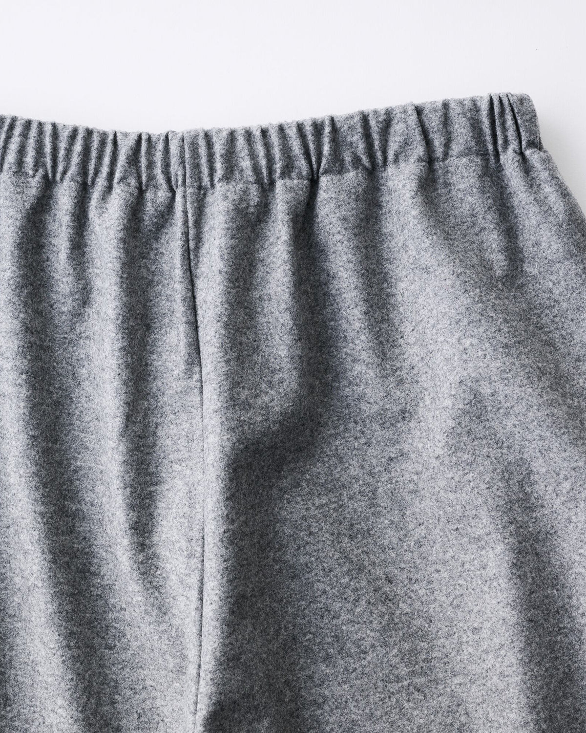 SUPER 160'S WOOL FLANNEL JERSEY DRAWSTRING EASY PANTS - TOP GRAY