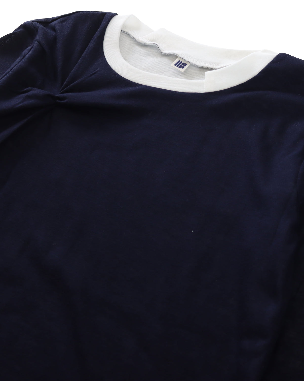 OFFSET LAYER TOP - WHITE
