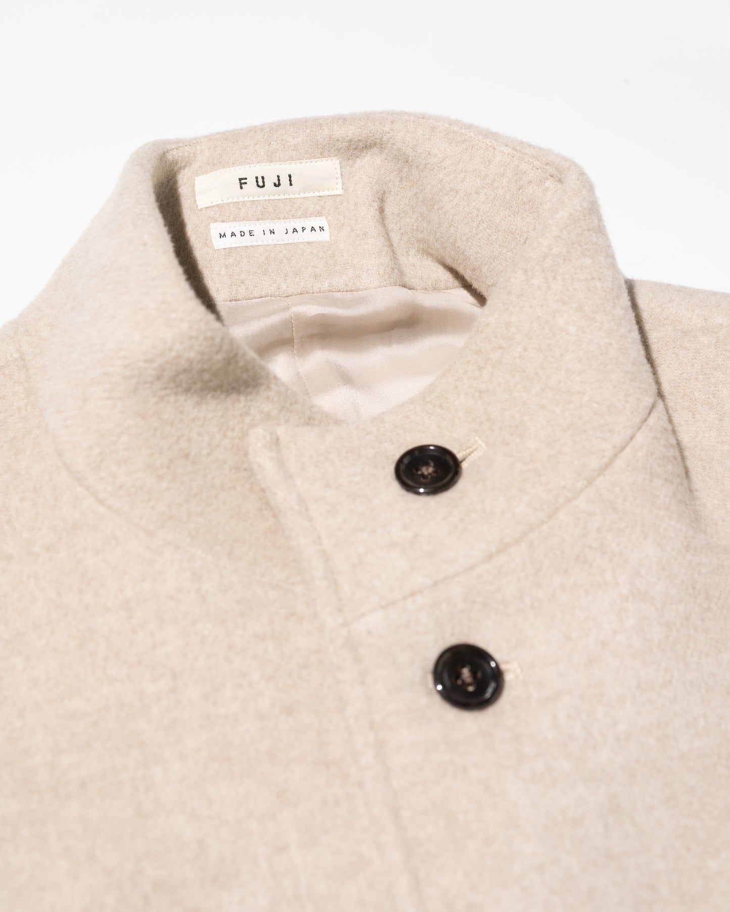 LAMBSWOOL MELTON STAND COLLAR GILET - OFF WHITE